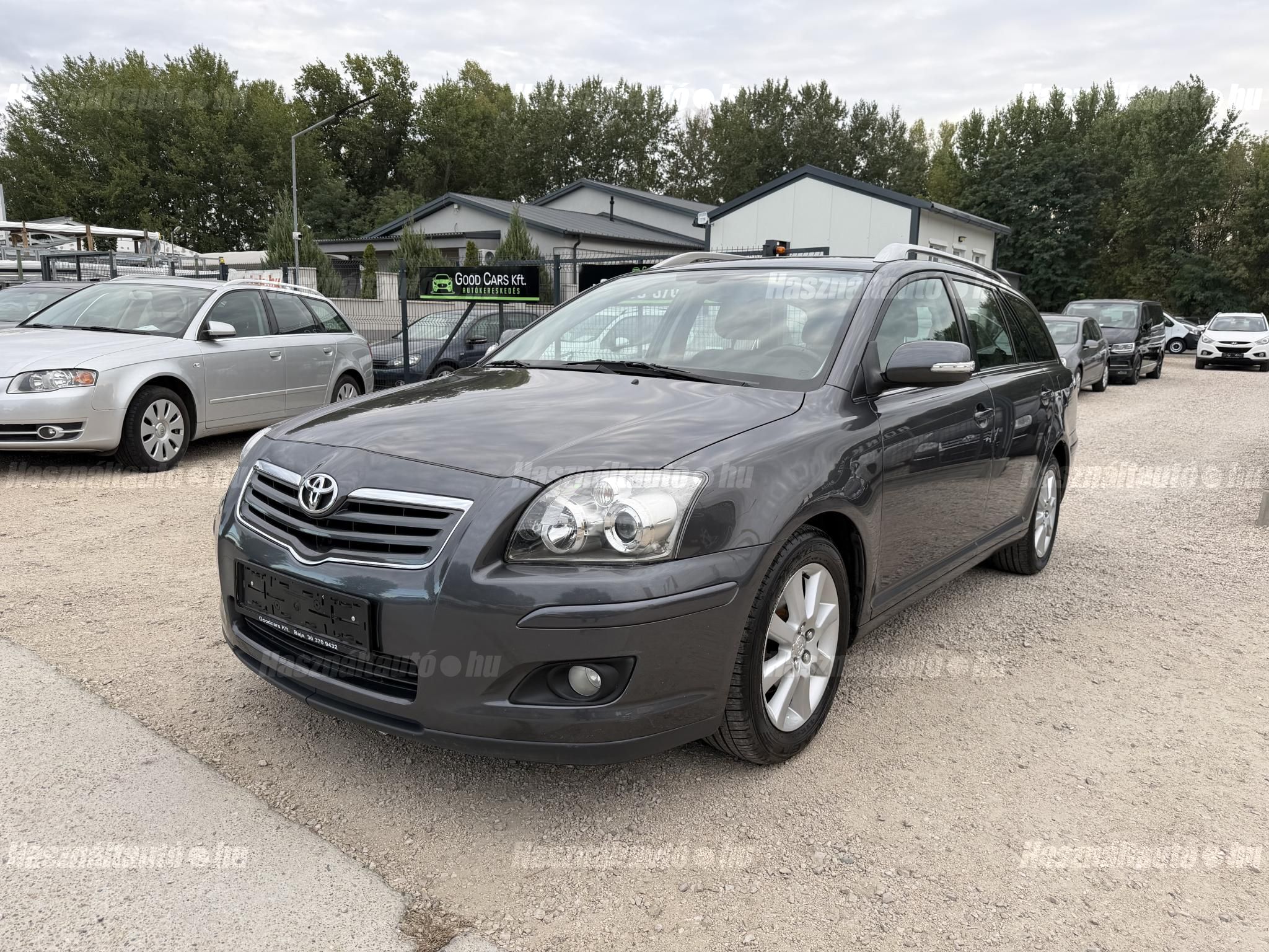 TOYOTA AVENSIS 2006/12 - 1