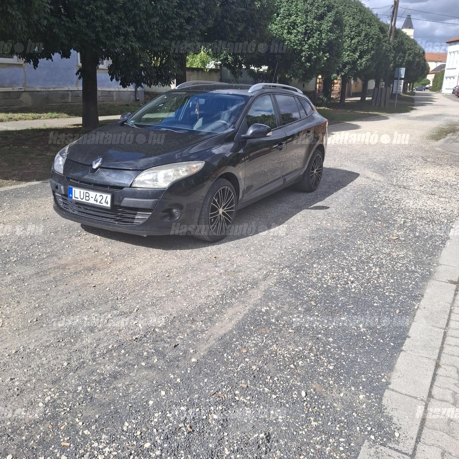 RENAULT MEGANE 2011/10 - 1