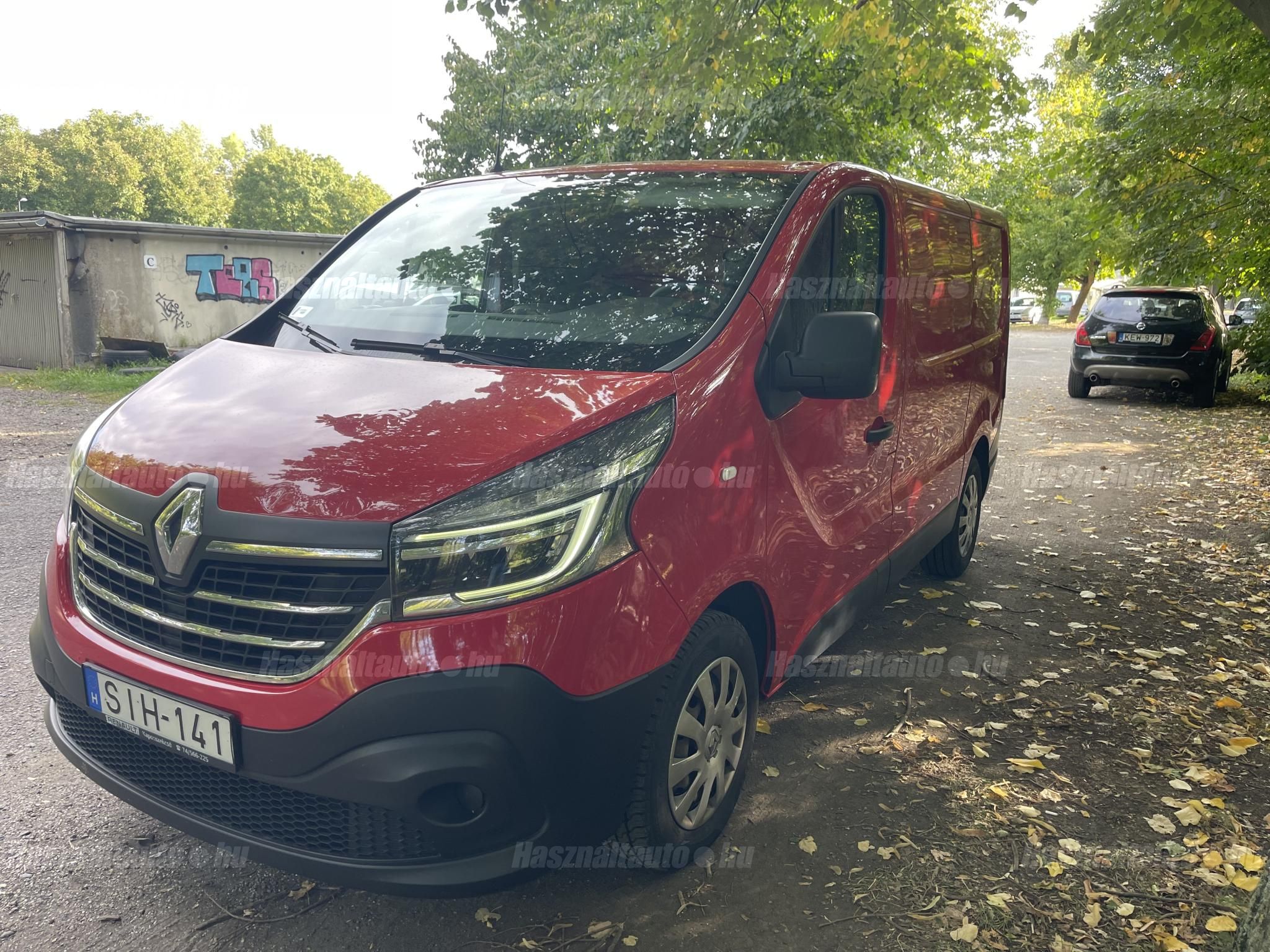RENAULT TRAFIC 2021/11 - 1