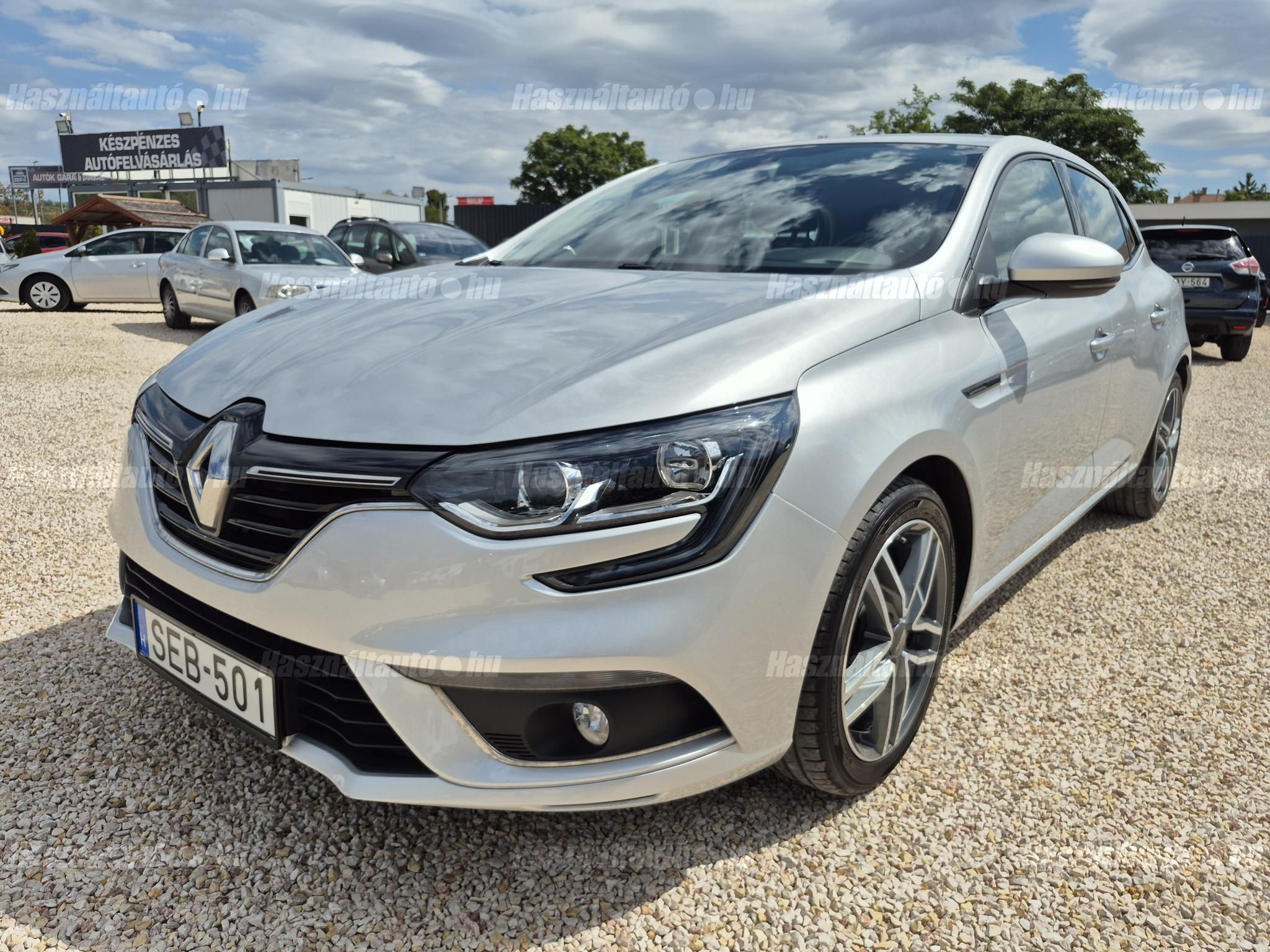 RENAULT MEGANE 2018/6 - 1