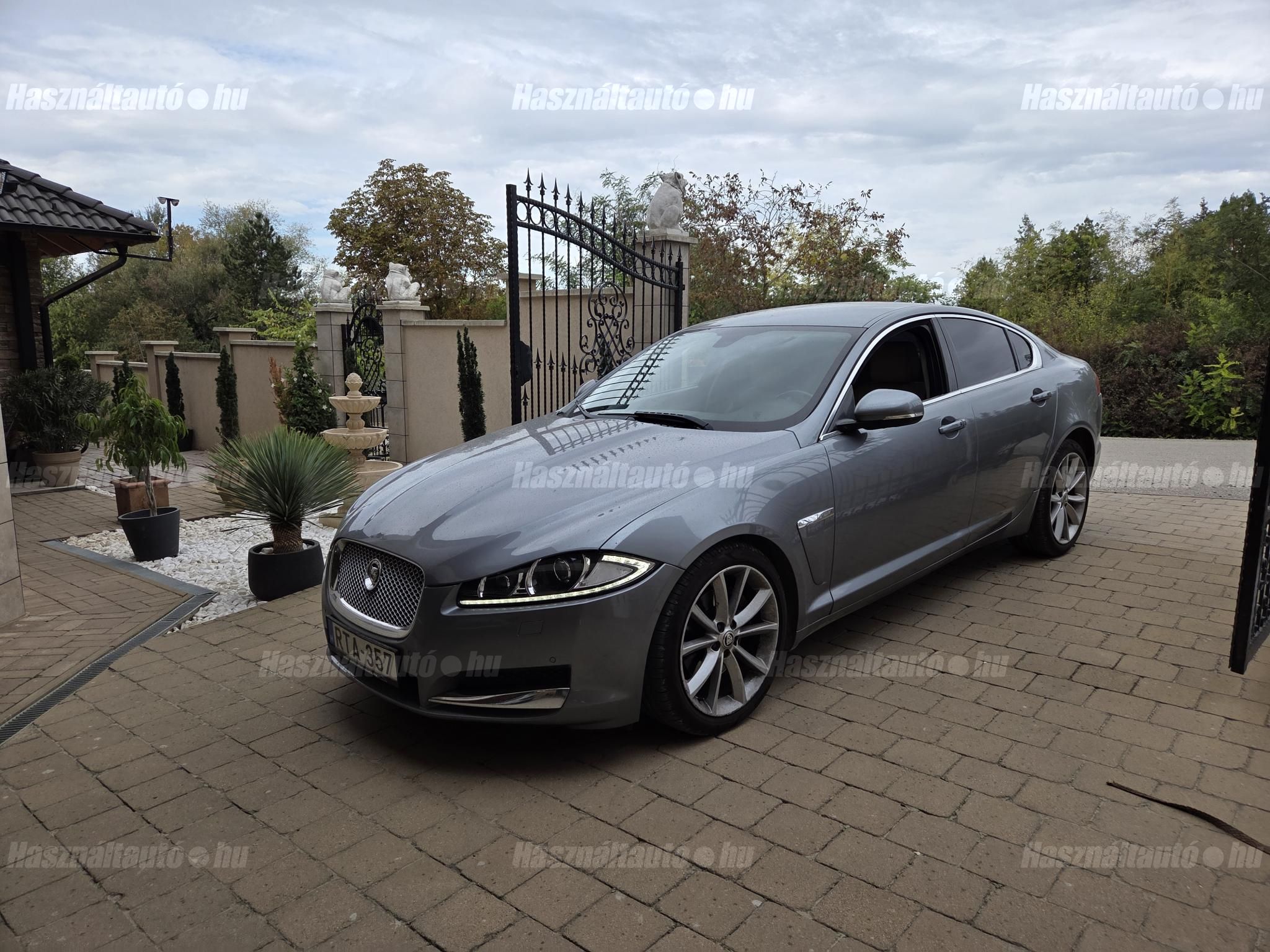 JAGUAR XF 2014/2 - 1