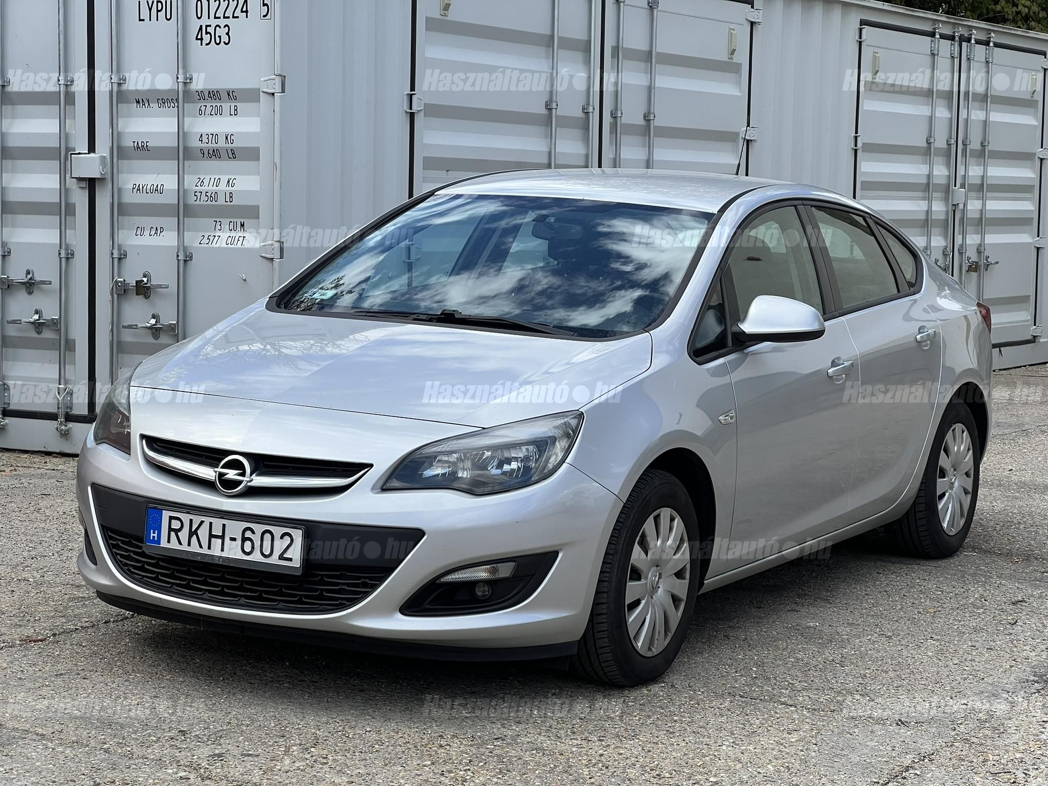 OPEL ASTRA J 2019/4 - 1