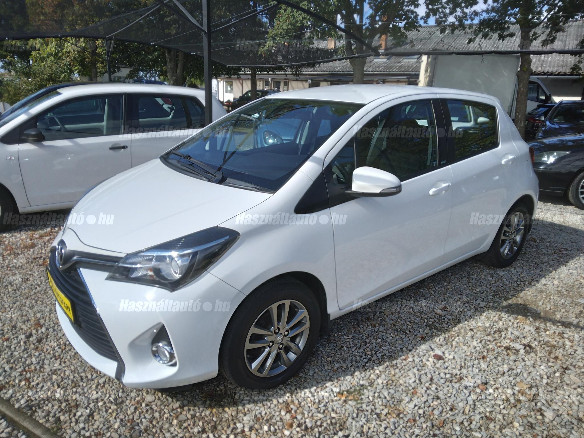 TOYOTA YARIS 2016/9 - 1