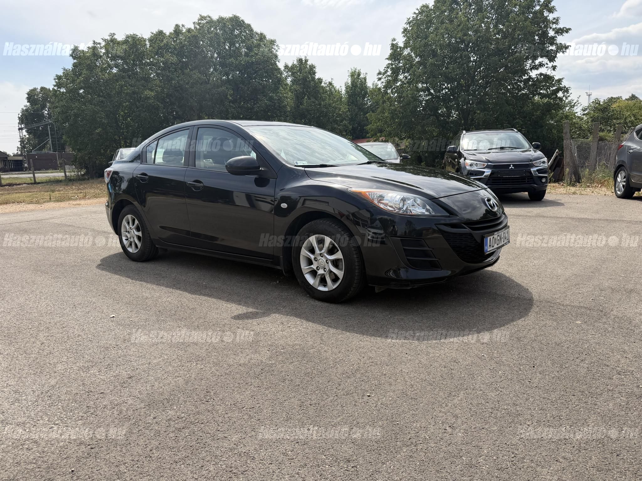 MAZDA 3 2010/6 - 1