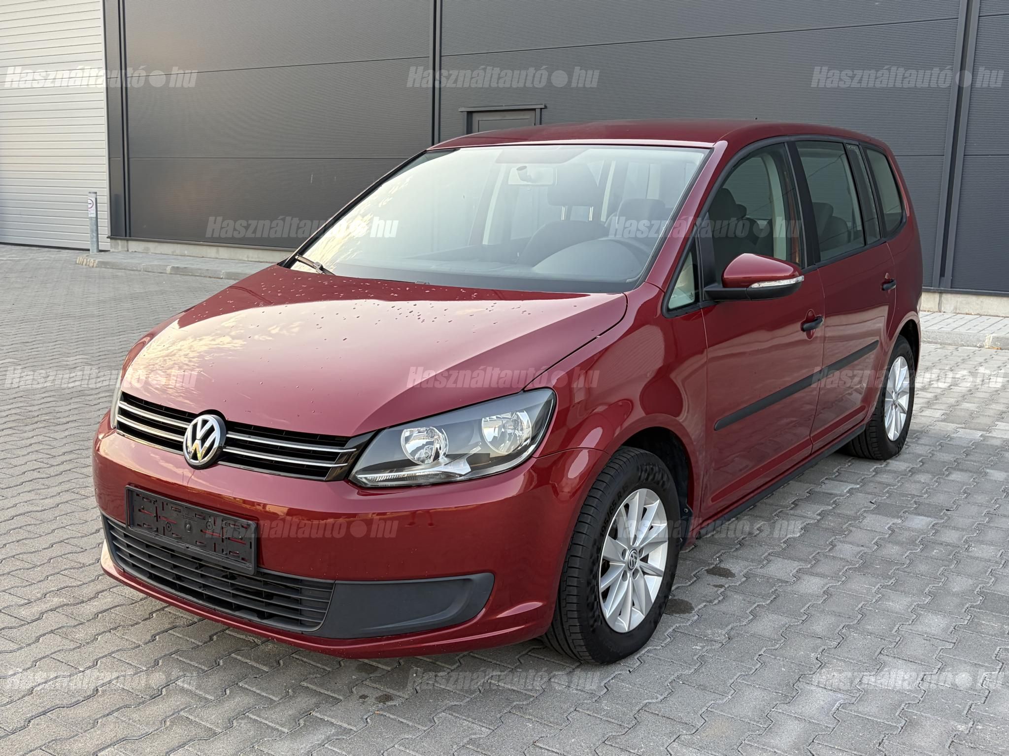 VOLKSWAGEN TOURAN 2012/3 - 1