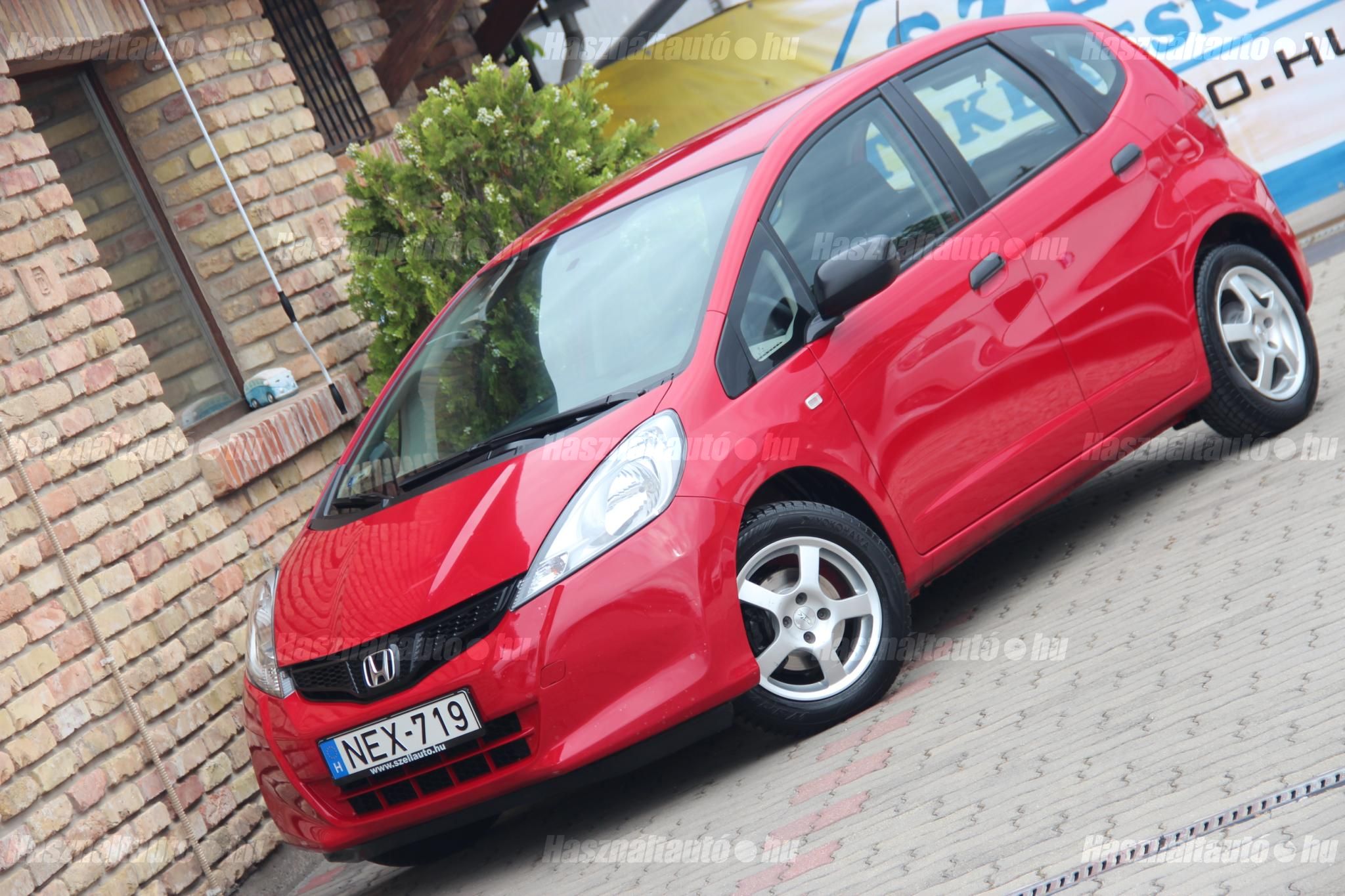 HONDA JAZZ 2013/9 - 1