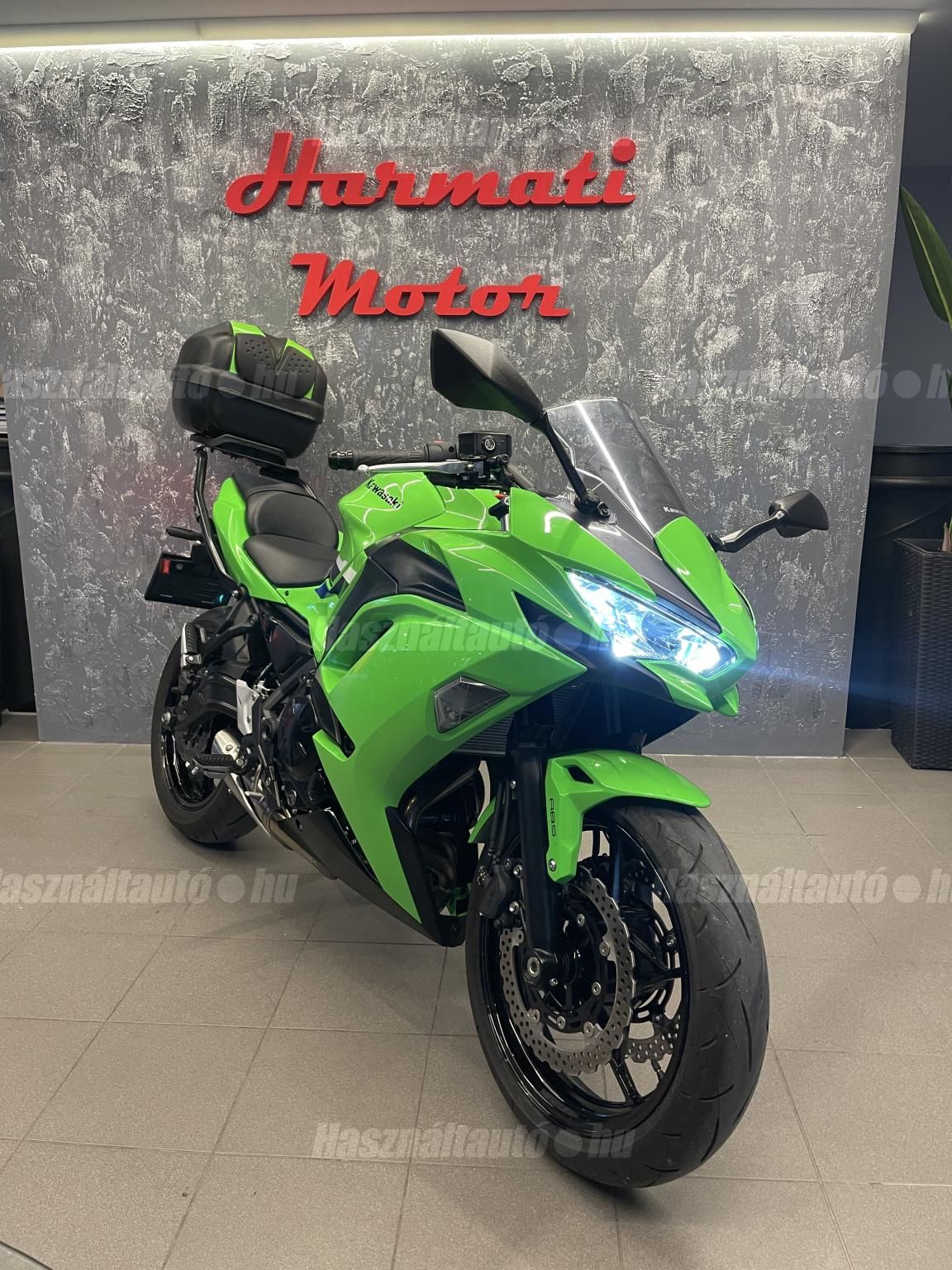 KAWASAKI NINJA 650 2025/6 - 1
