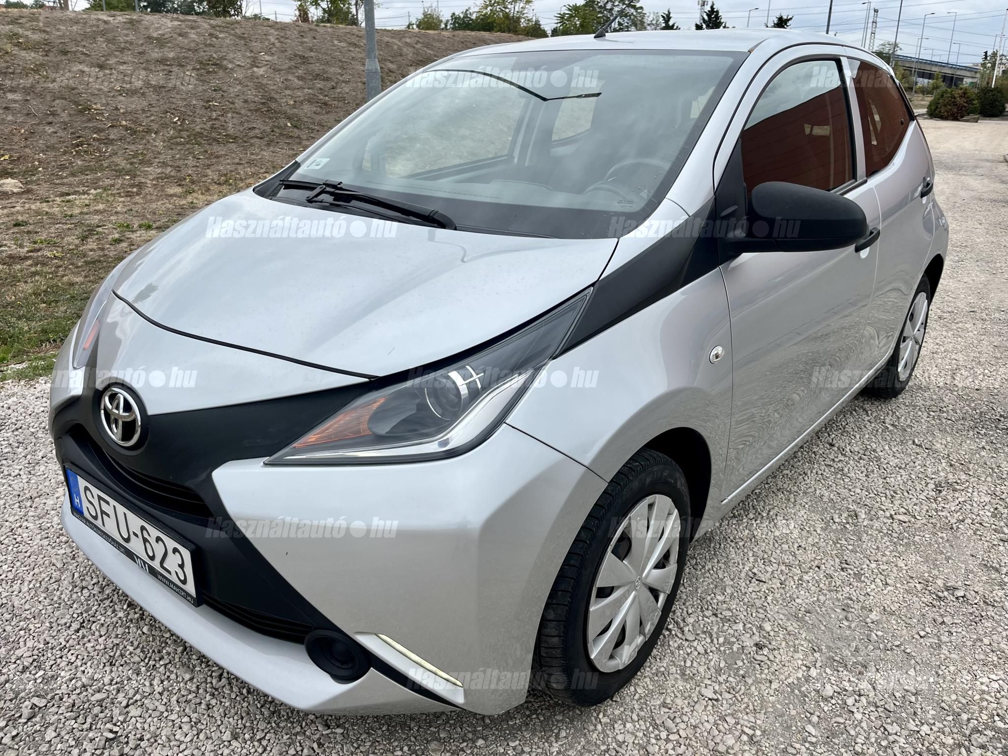 TOYOTA AYGO 2018/1 - 1