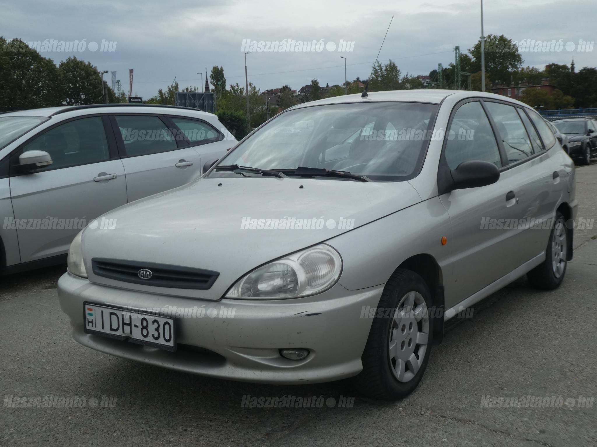 KIA RIO 2002/9 - 1
