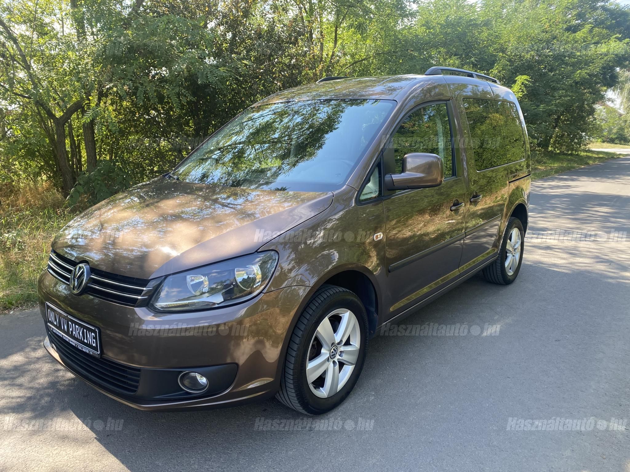VOLKSWAGEN CADDY 2011 - 1