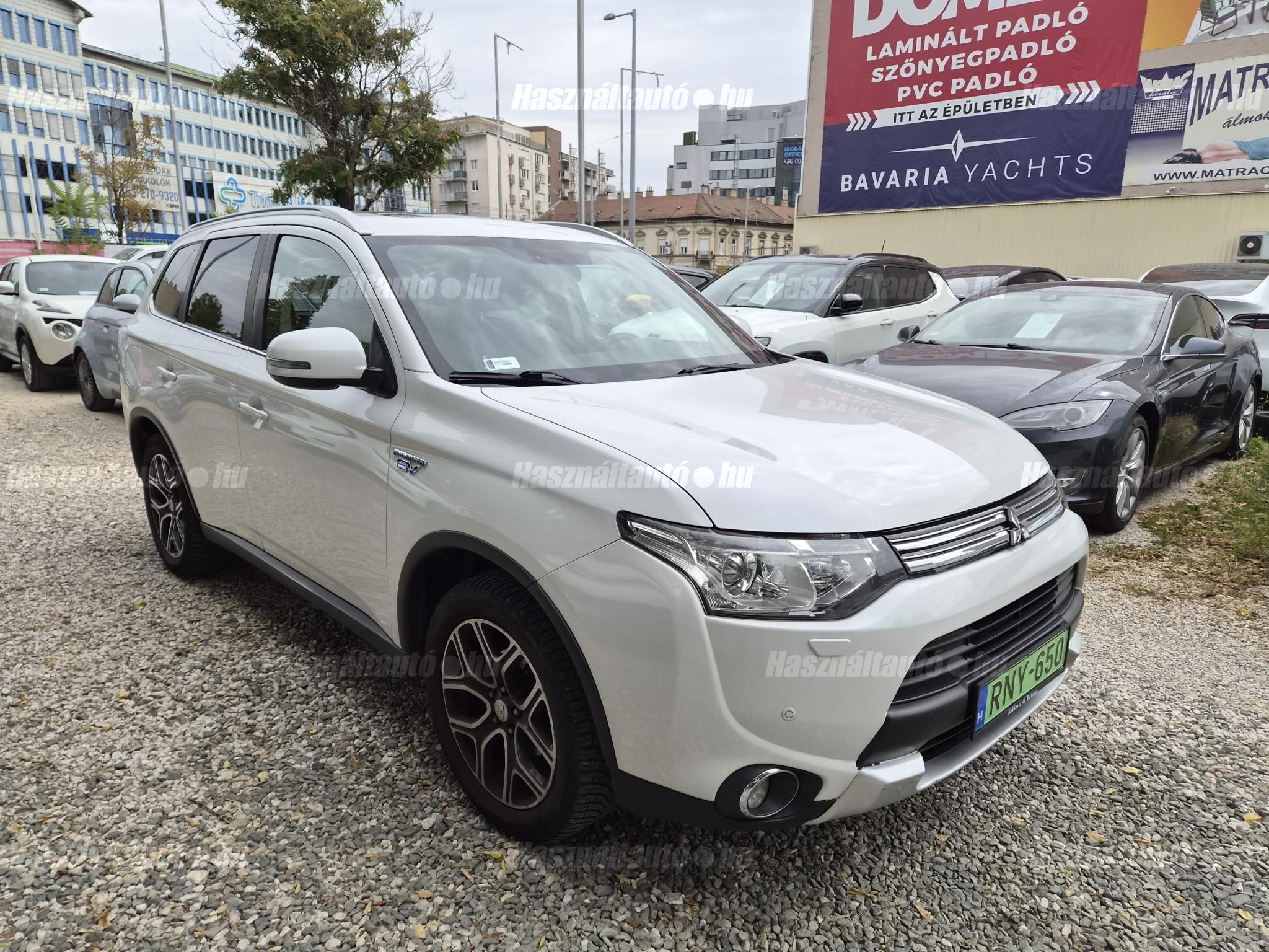 MITSUBISHI OUTLANDER 2015/7 - 1