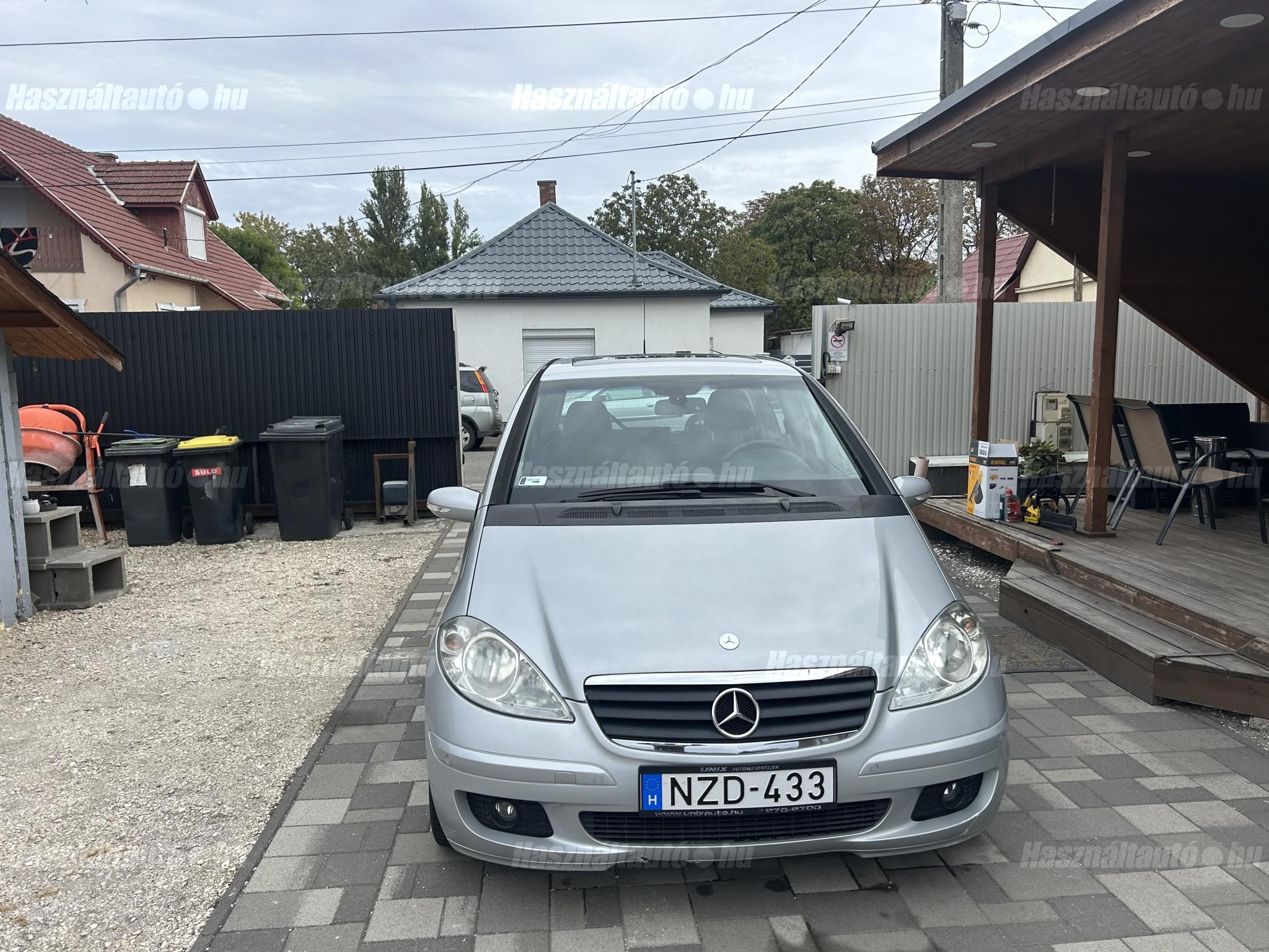 MERCEDES-BENZ A 200 2004/12 - 1