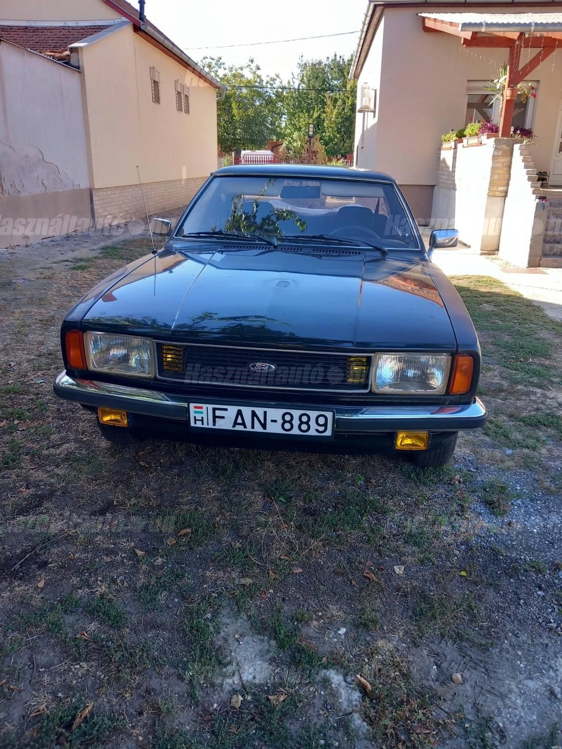 FORD TAUNUS 1977/12 - 1