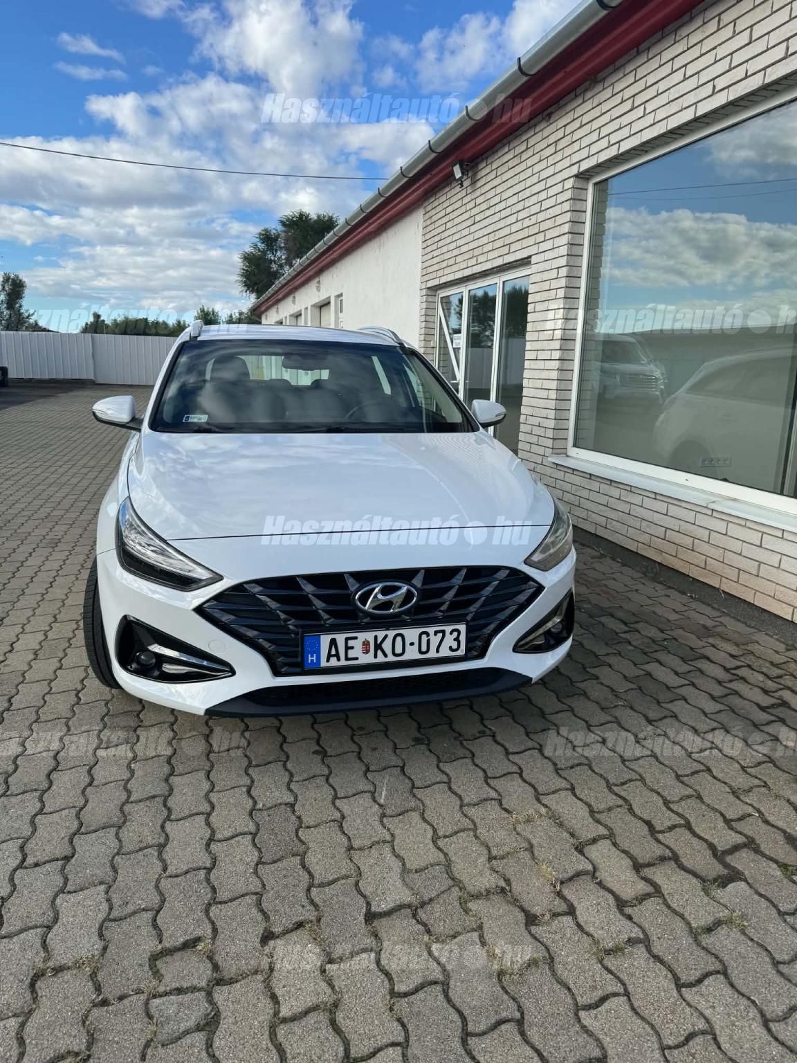 HYUNDAI I30 2024 - 1