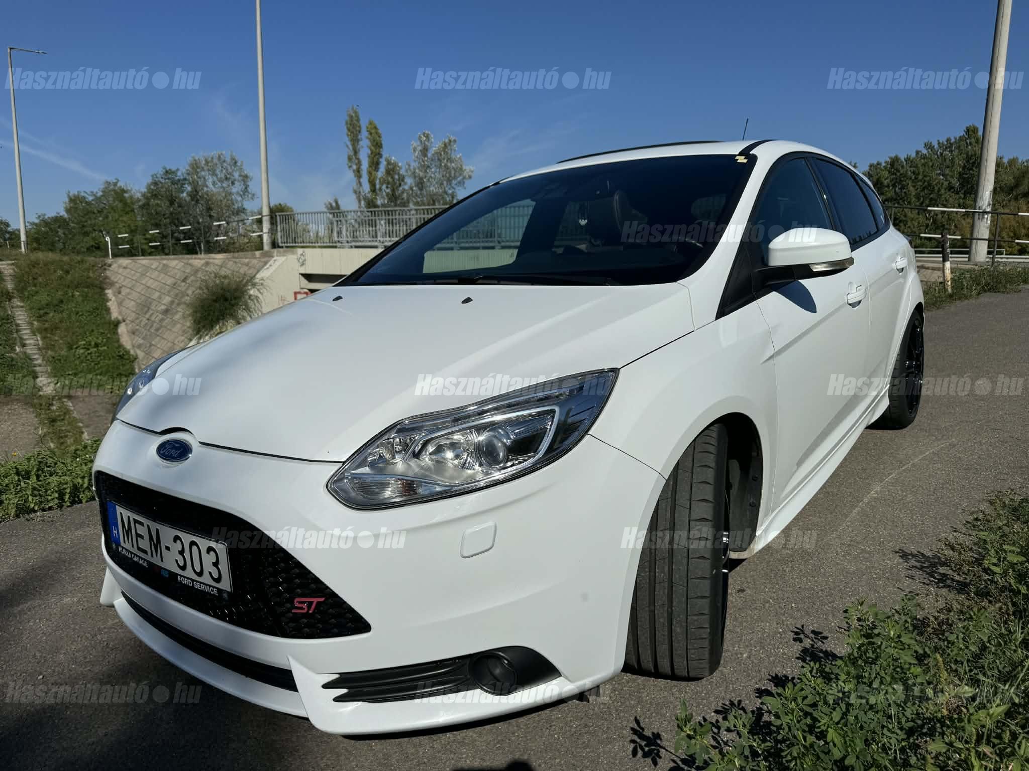 FORD FOCUS 2012/8 - 1
