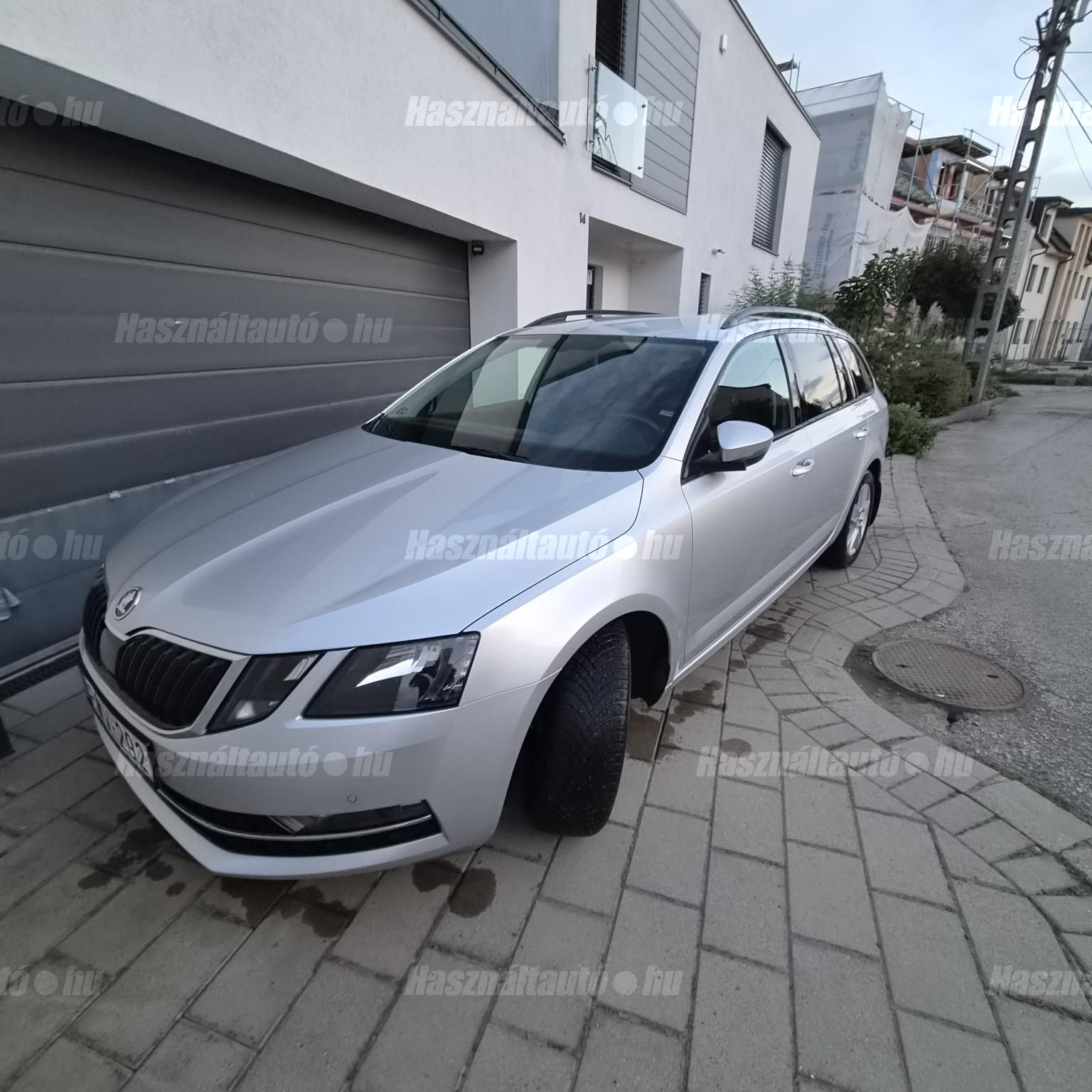 SKODA OCTAVIA 2017/12 - 1