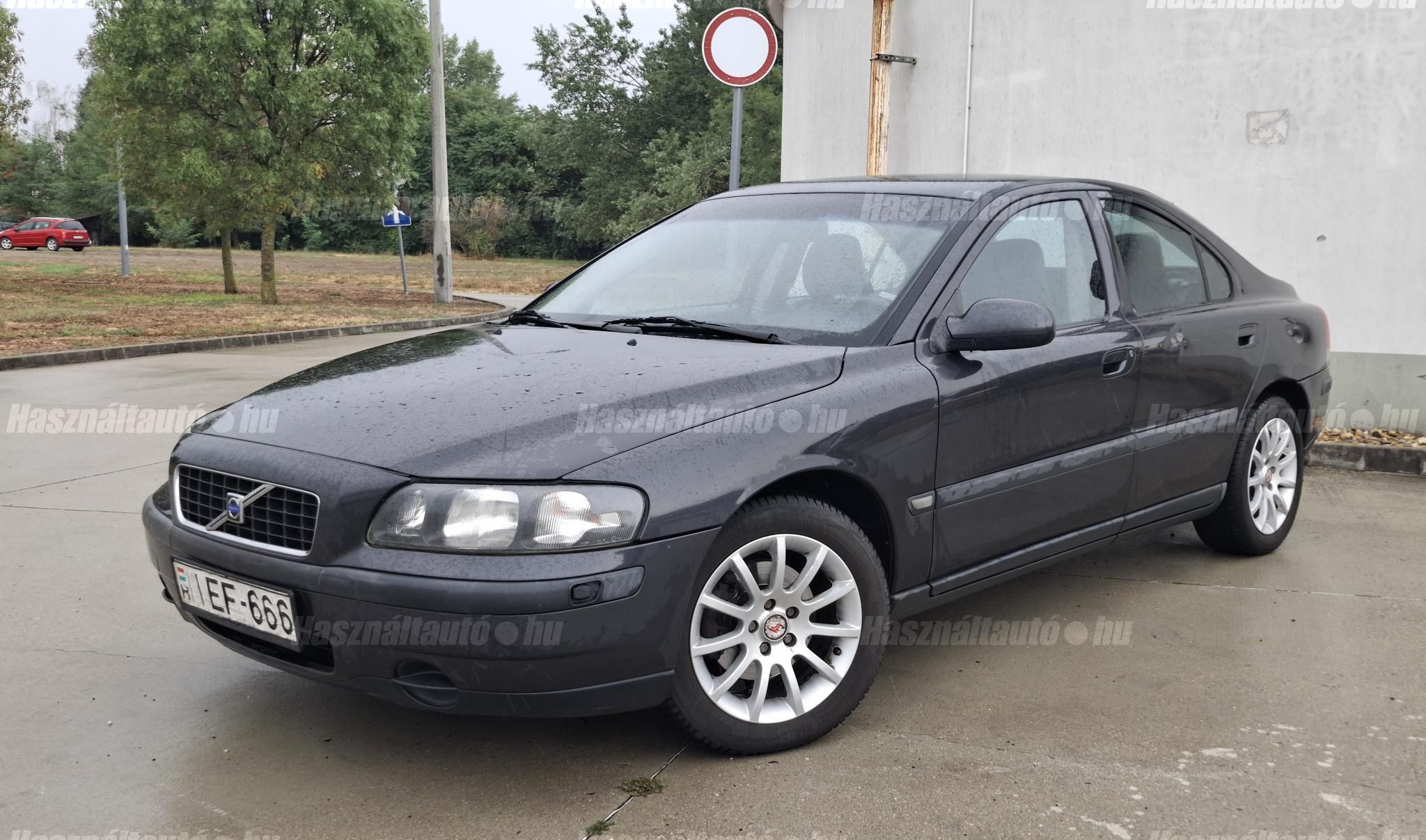 VOLVO S60 2002 - 1