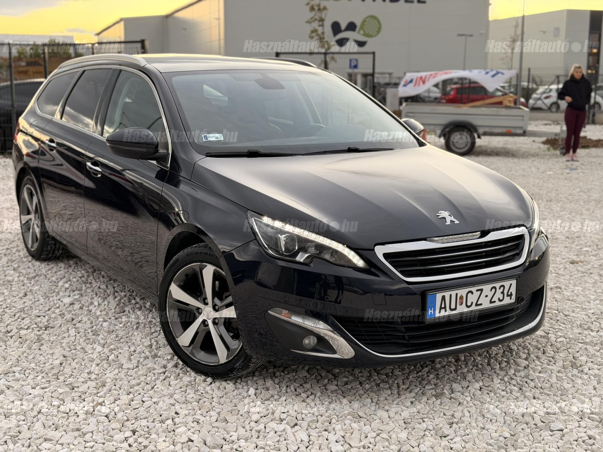 PEUGEOT 308 2015/6 - 1