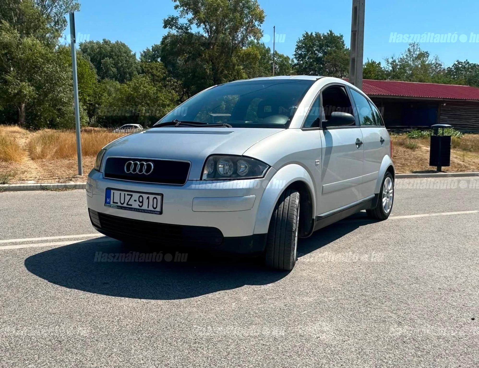 AUDI A2 2002 - 1
