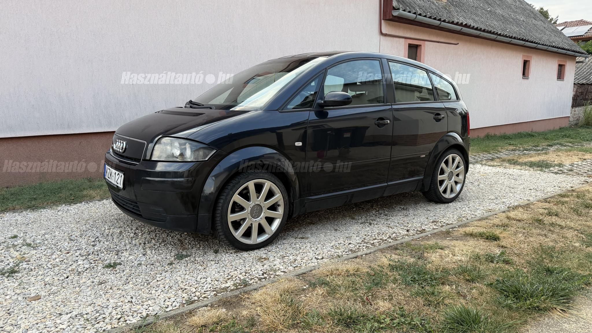 AUDI A2 2002/4 - 1