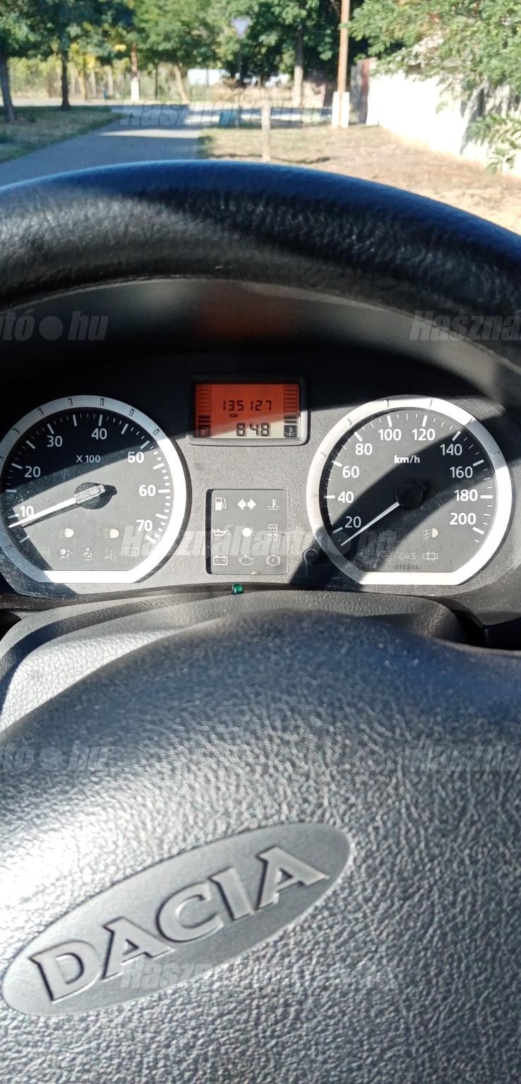 DACIA LOGAN 2008/3 - 1