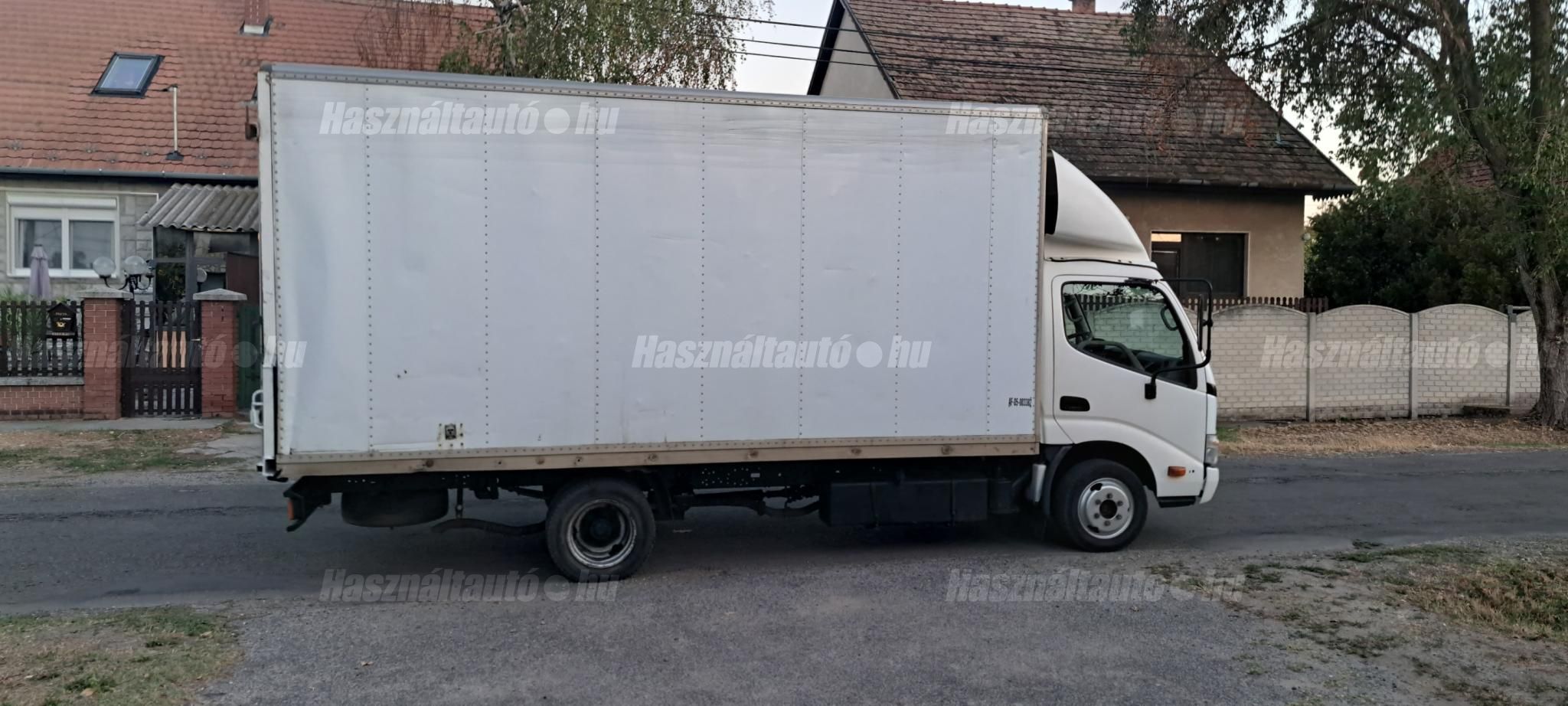 TOYOTA DYNA 2014/9 - 1