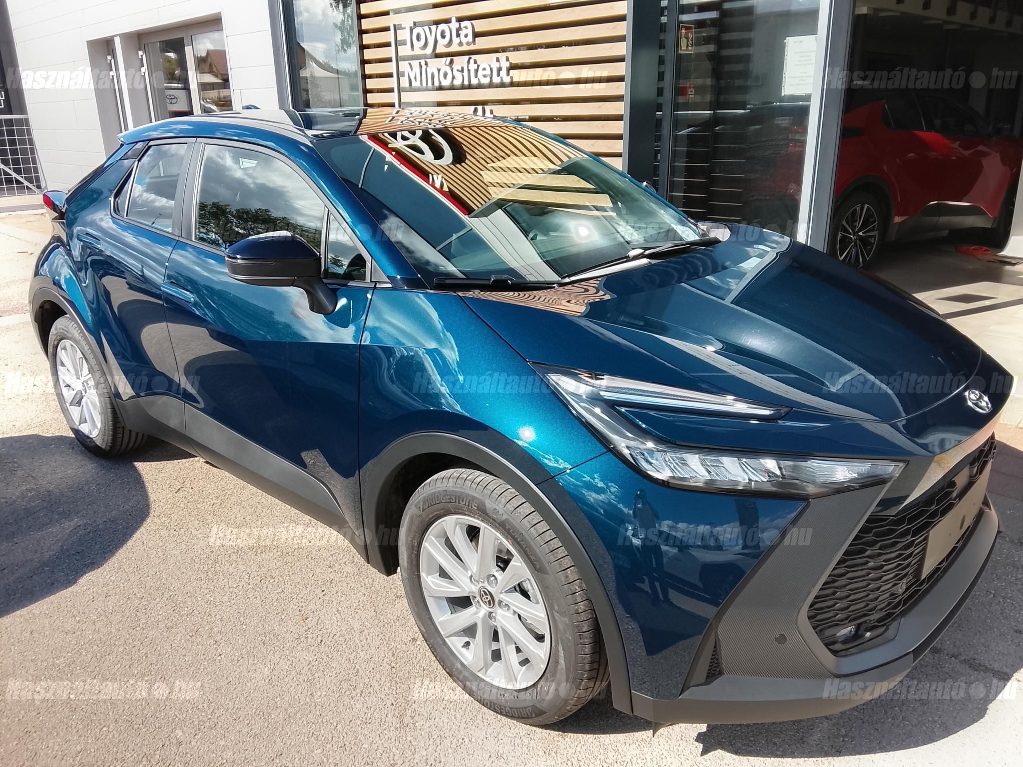 TOYOTA C-HR 2026 - 1