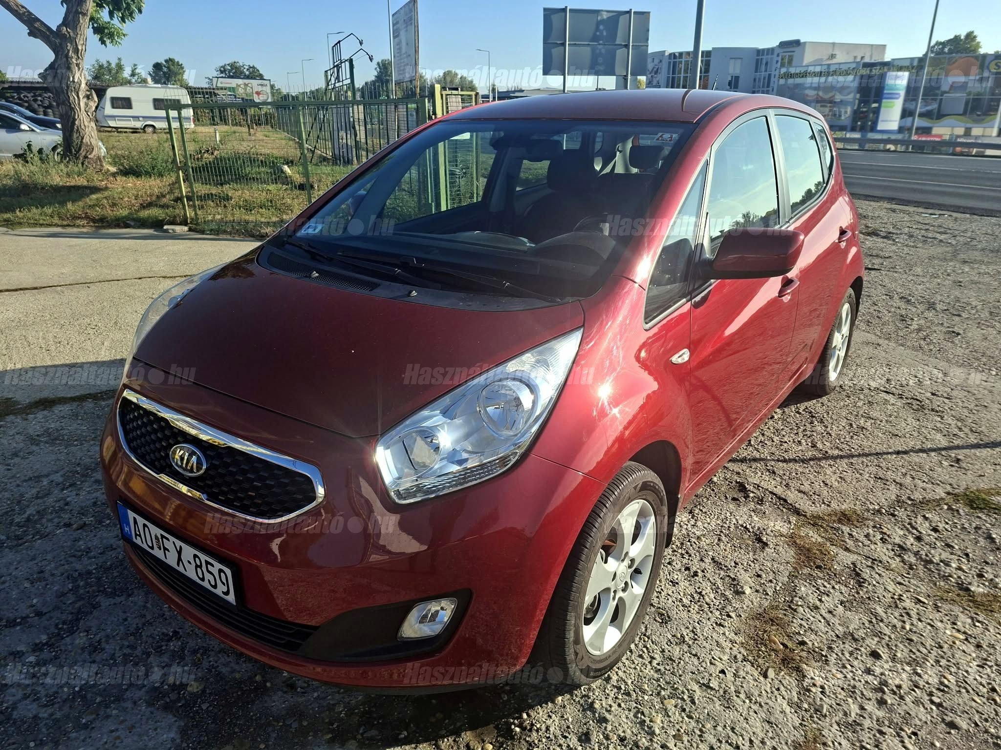 KIA VENGA 2012/5 - 1