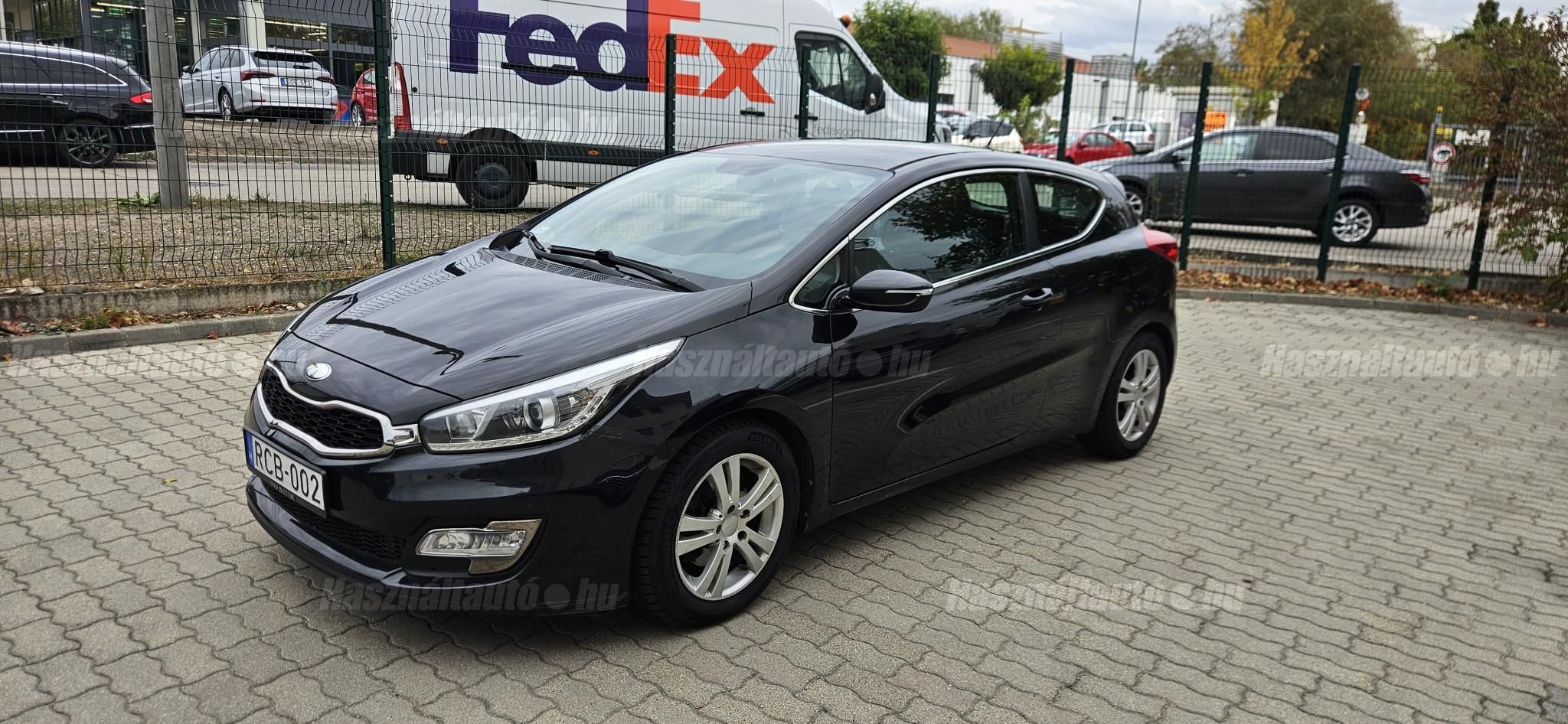KIA CEE'D 2013/12 - 1