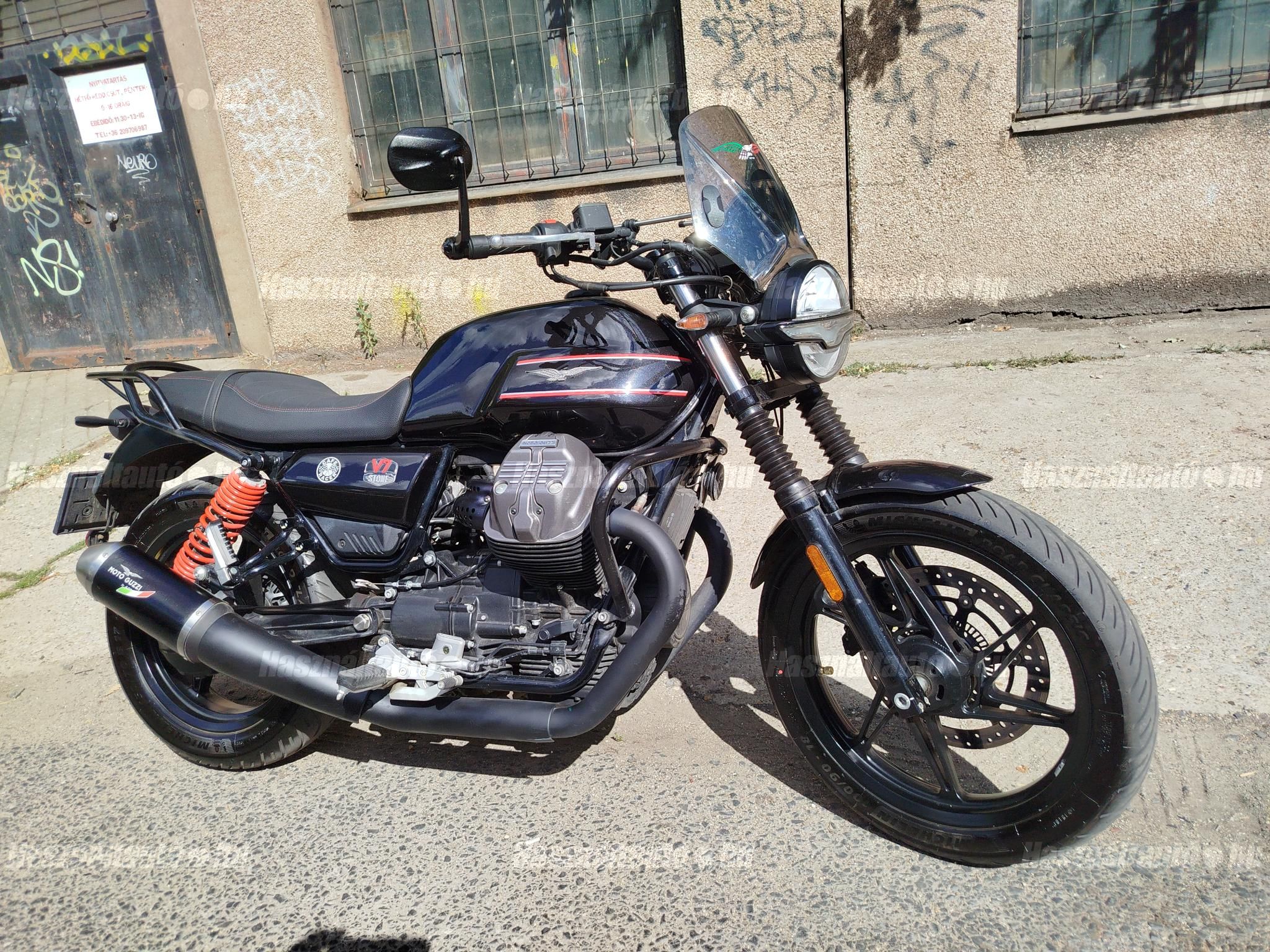 MOTO GUZZI V7 2023/6 - 1