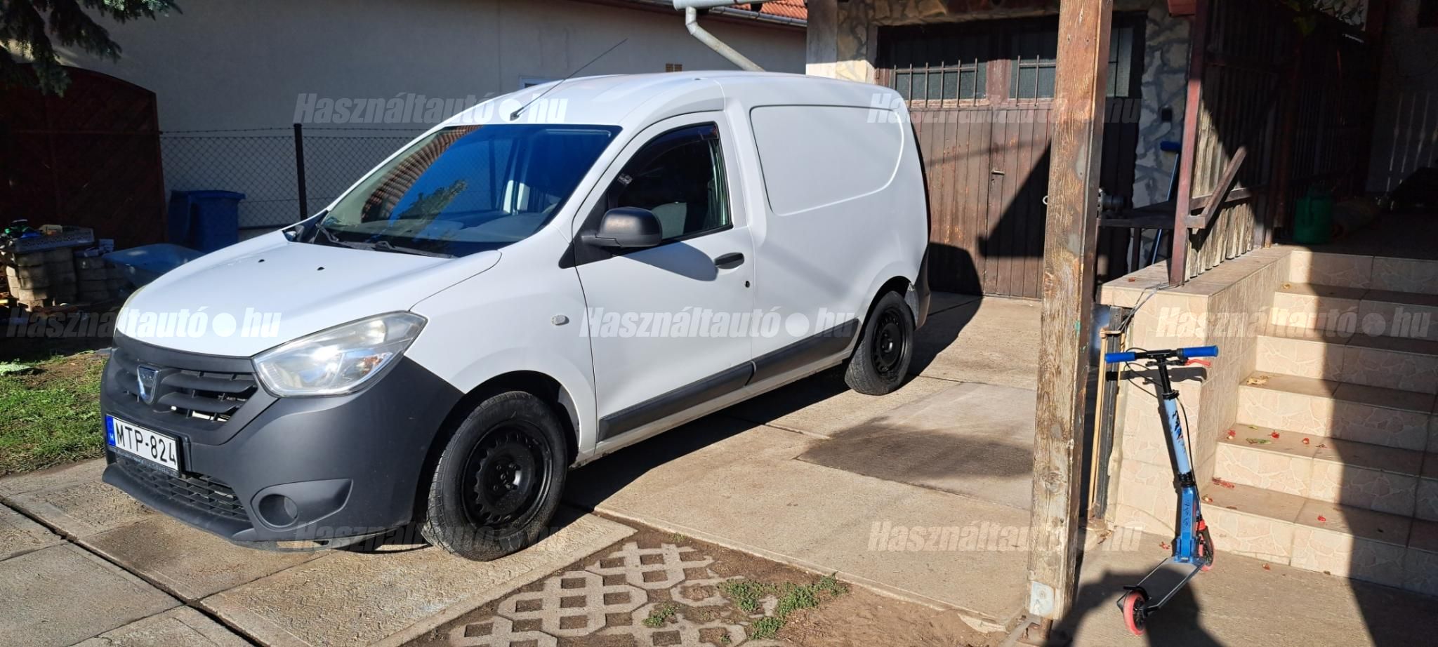 DACIA DOKKER 2014/5 - 1