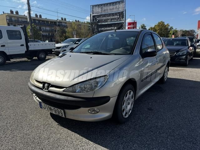 PEUGEOT 206 2004/10 - 1