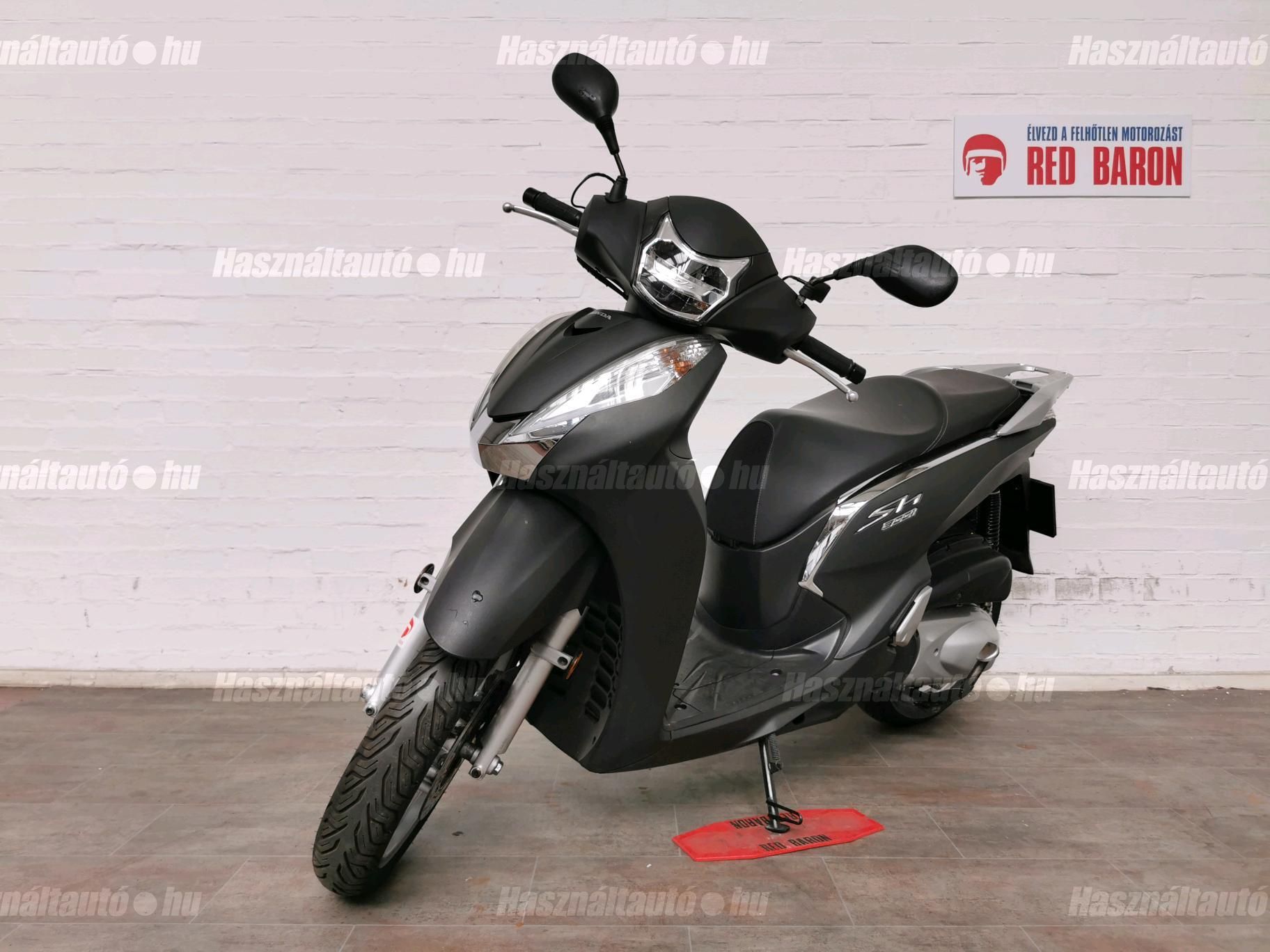 HONDA SH 300 2016 - 1