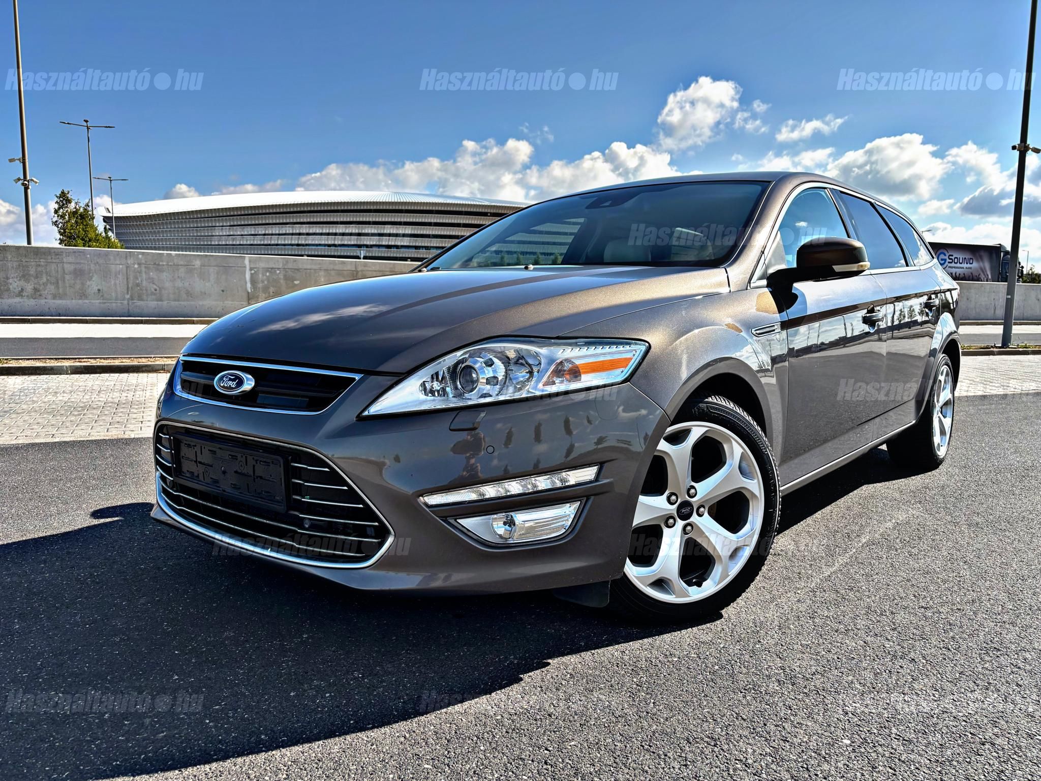 FORD MONDEO 2013/4 - 1