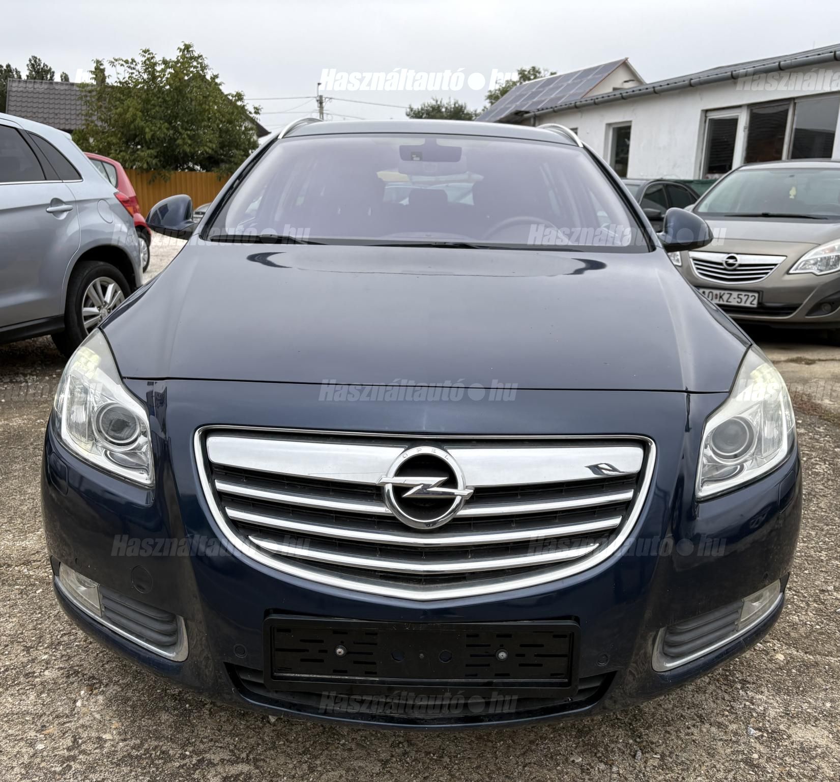 OPEL INSIGNIA 2010/7 - 1