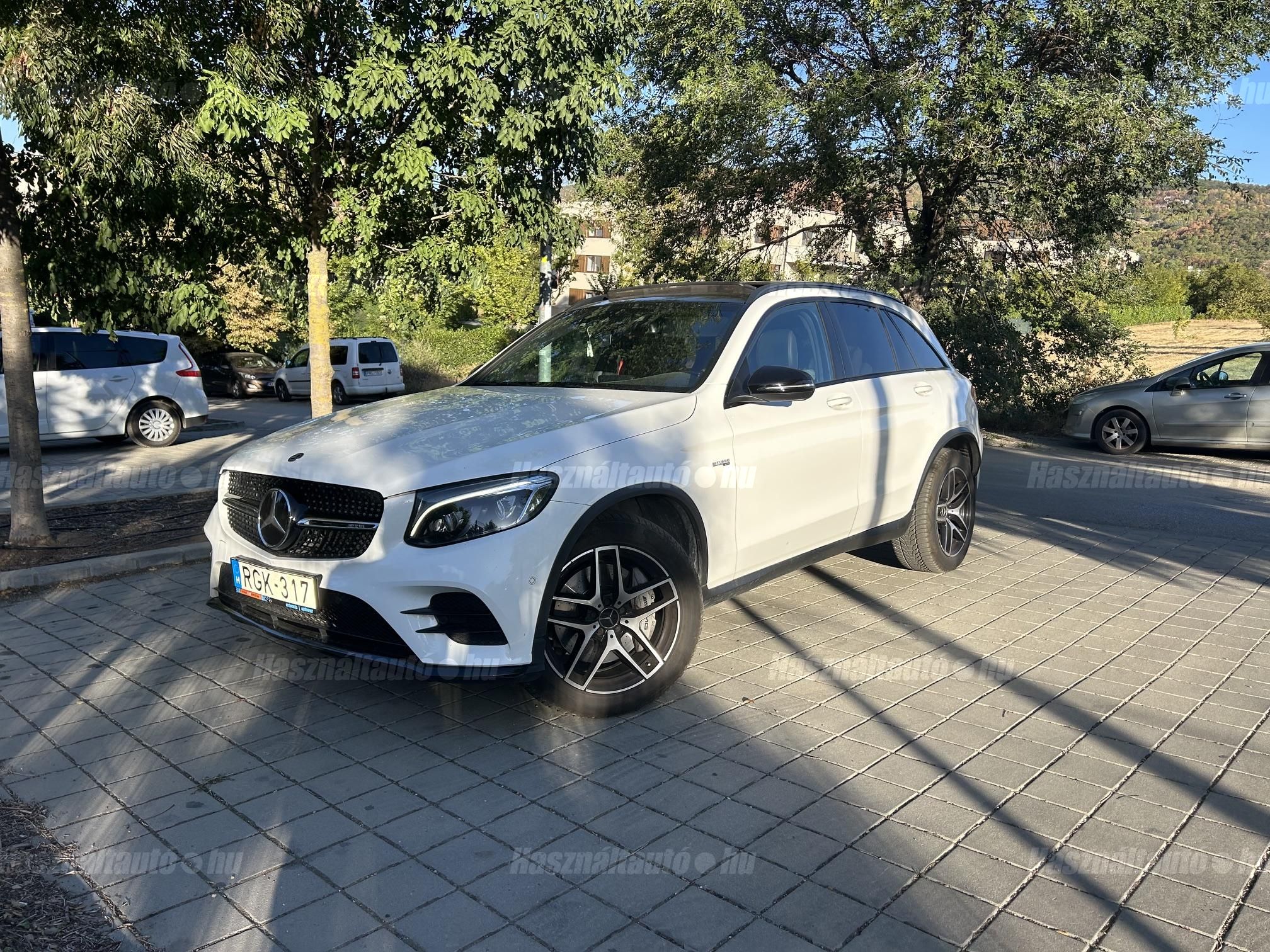 MERCEDES-AMG GLC 2018/6 - 1