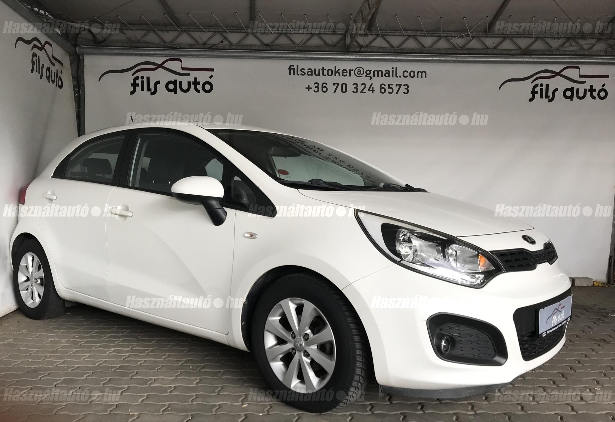 KIA RIO 2015 - 1