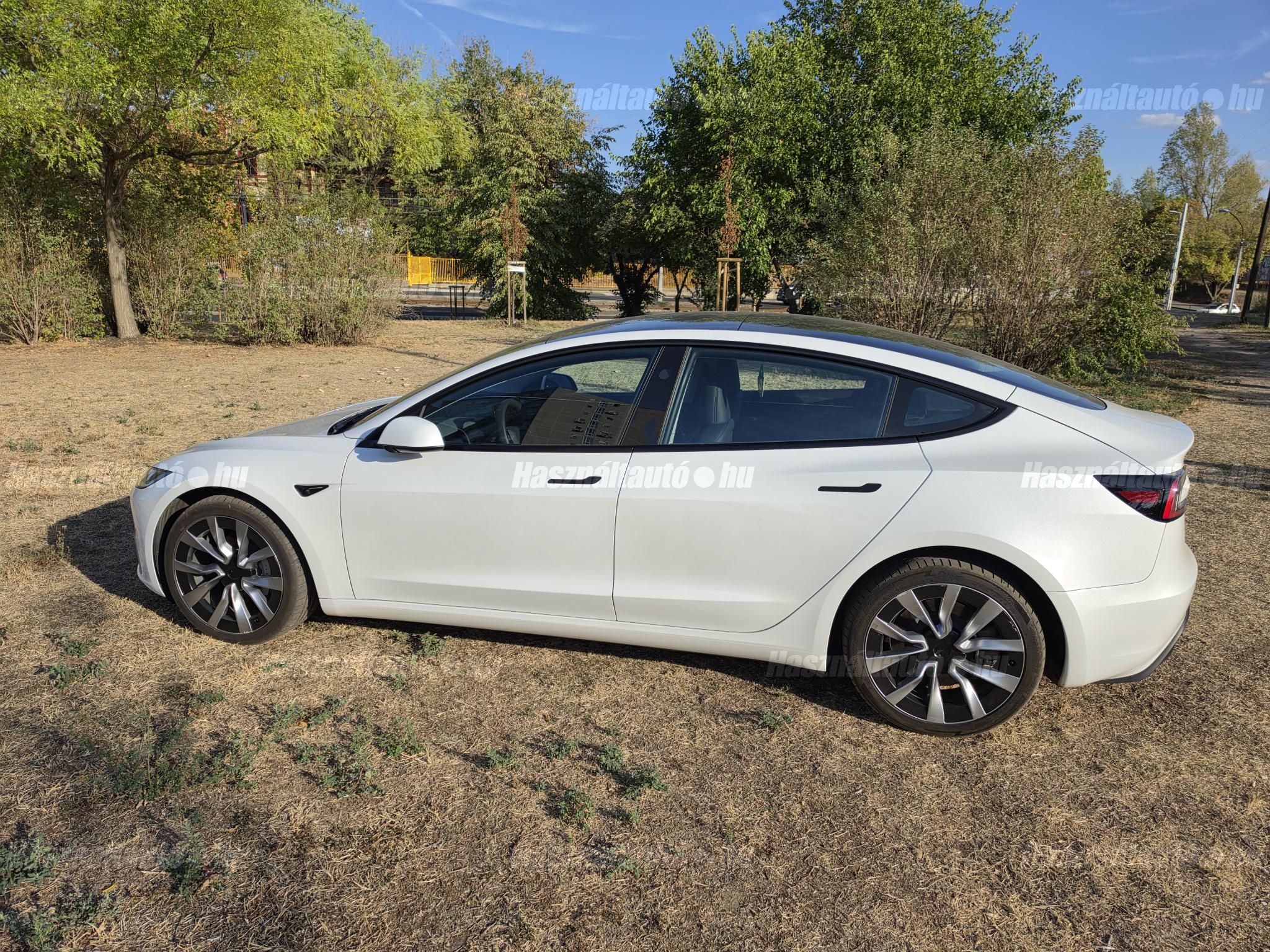 TESLA MODEL 3 2024/1 - 1