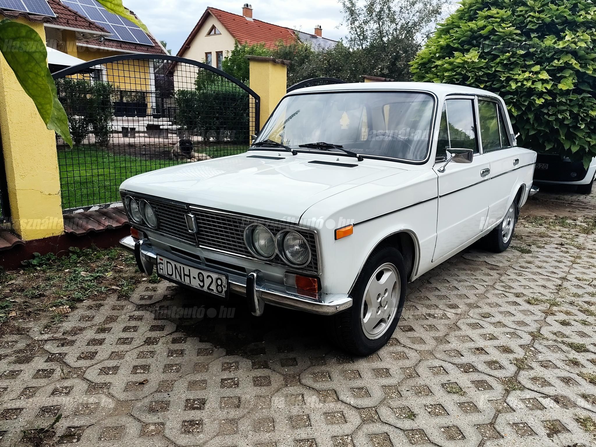 LADA 2103 1979 - 1