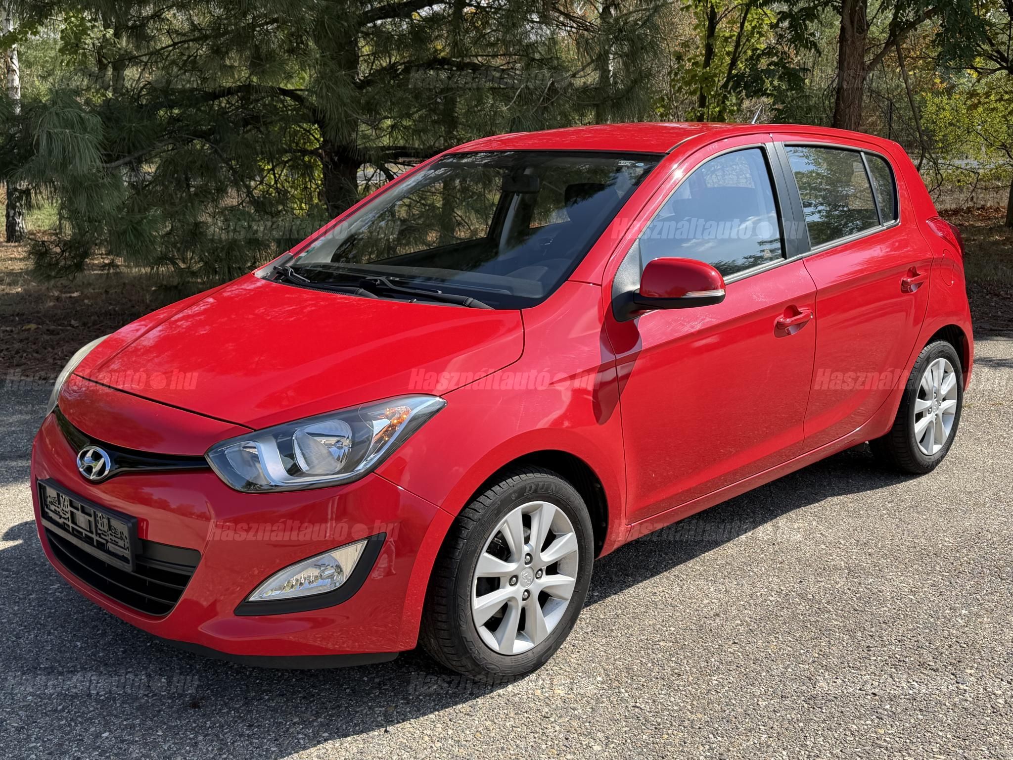HYUNDAI I20 2013/8 - 1