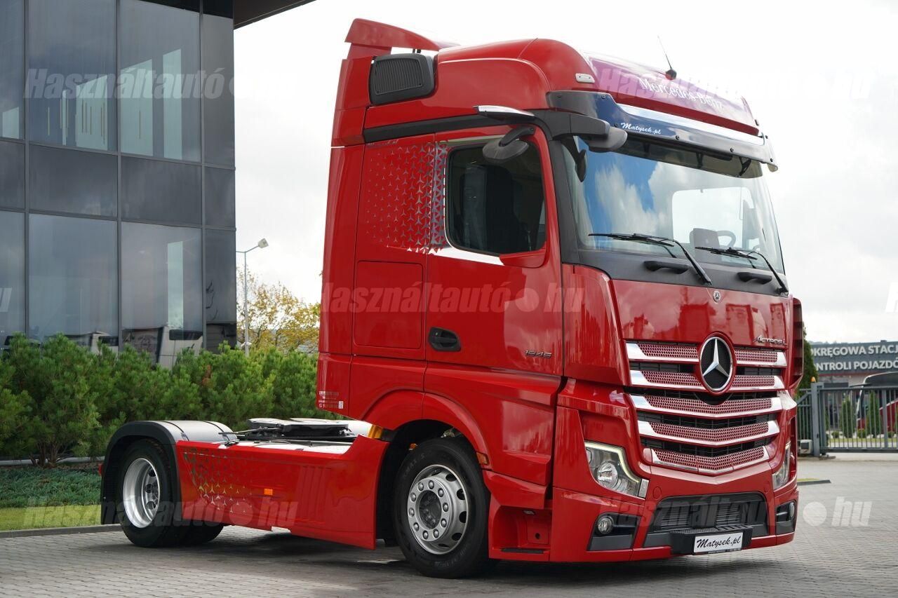 MERCEDES-BENZ 2022/1 - 1