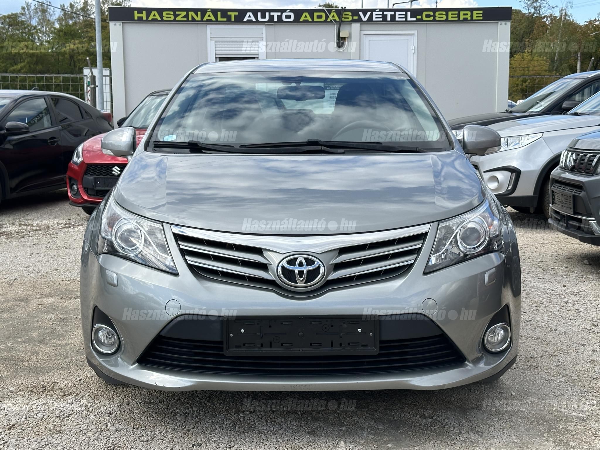 TOYOTA AVENSIS 2014/7 - 1