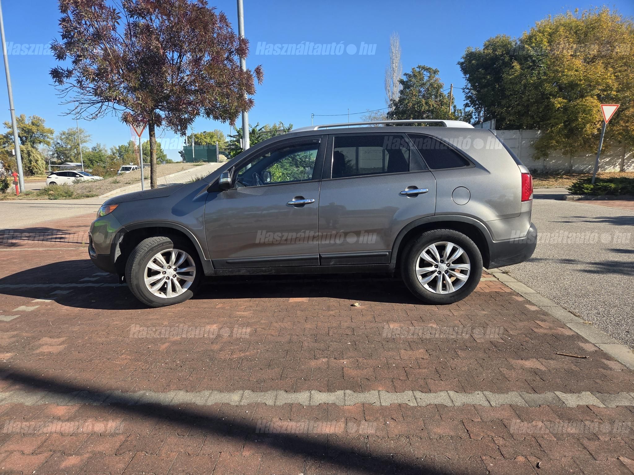 KIA SORENTO 2010/3 - 1