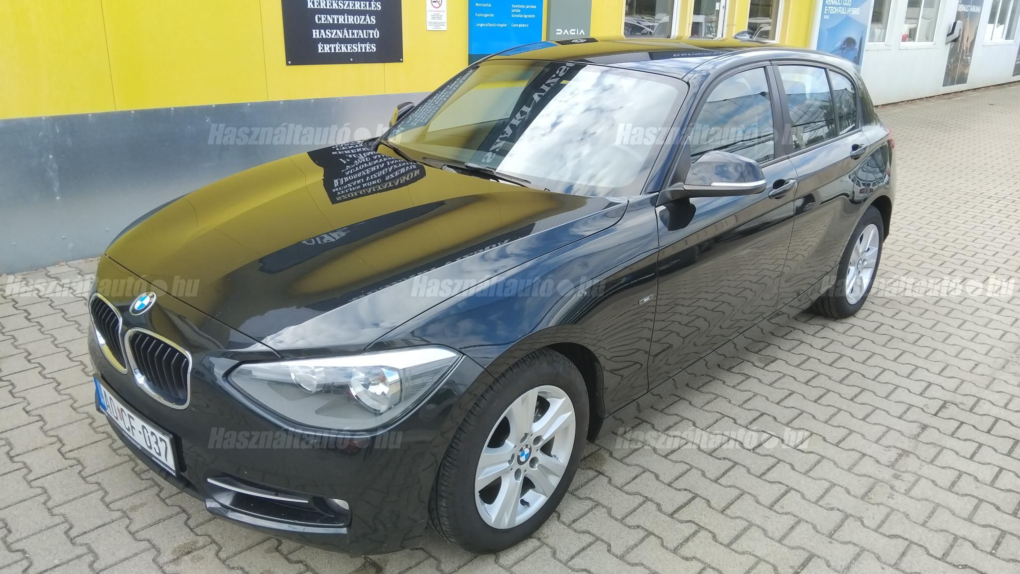BMW 116 2011/10 - 1