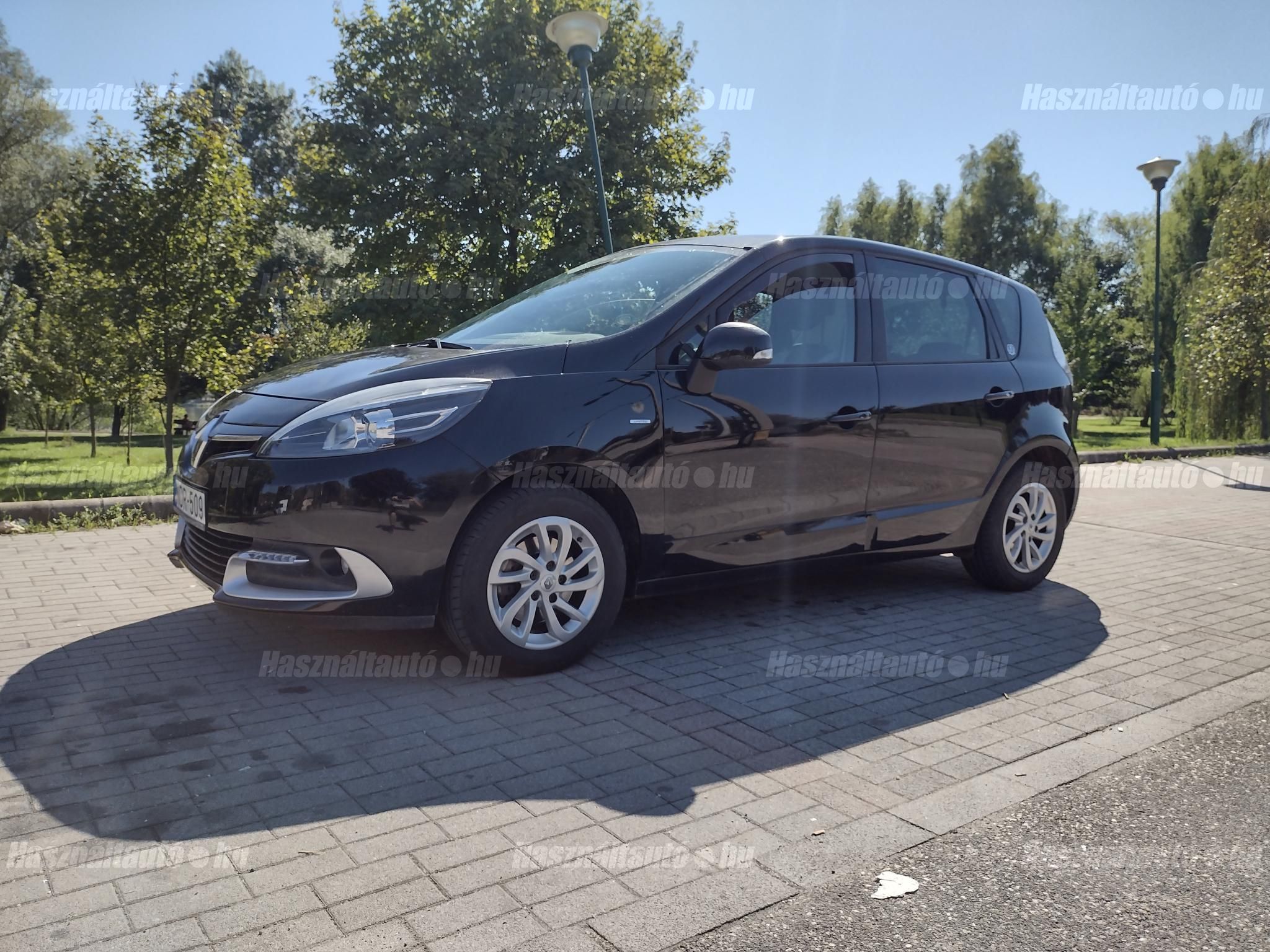 RENAULT SCENIC 2015/5 - 1