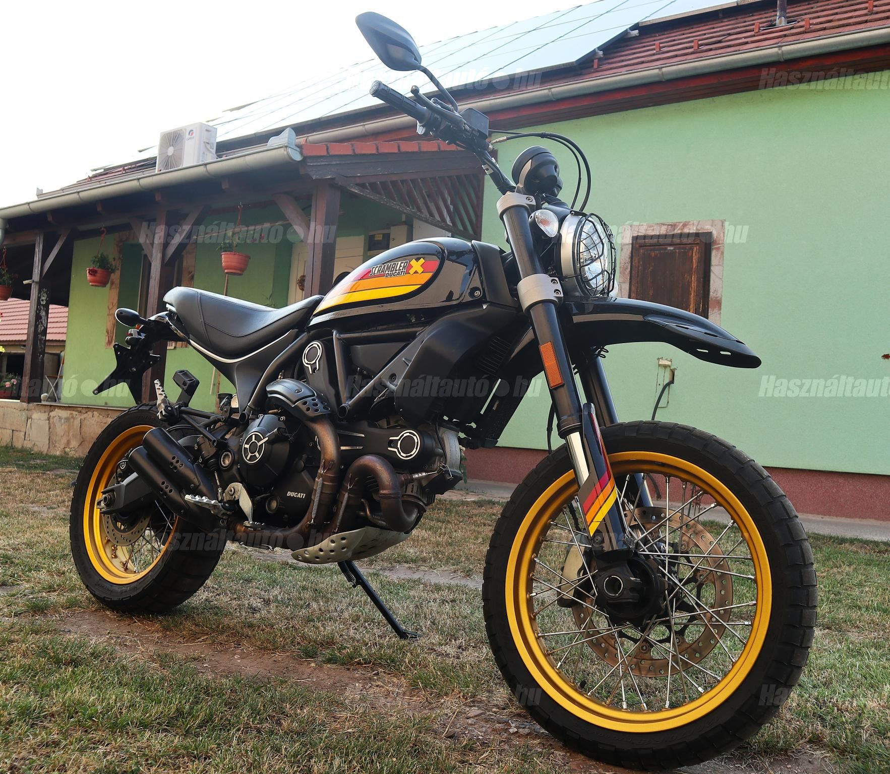 DUCATI SCRAMBLER 2018/8 - 1