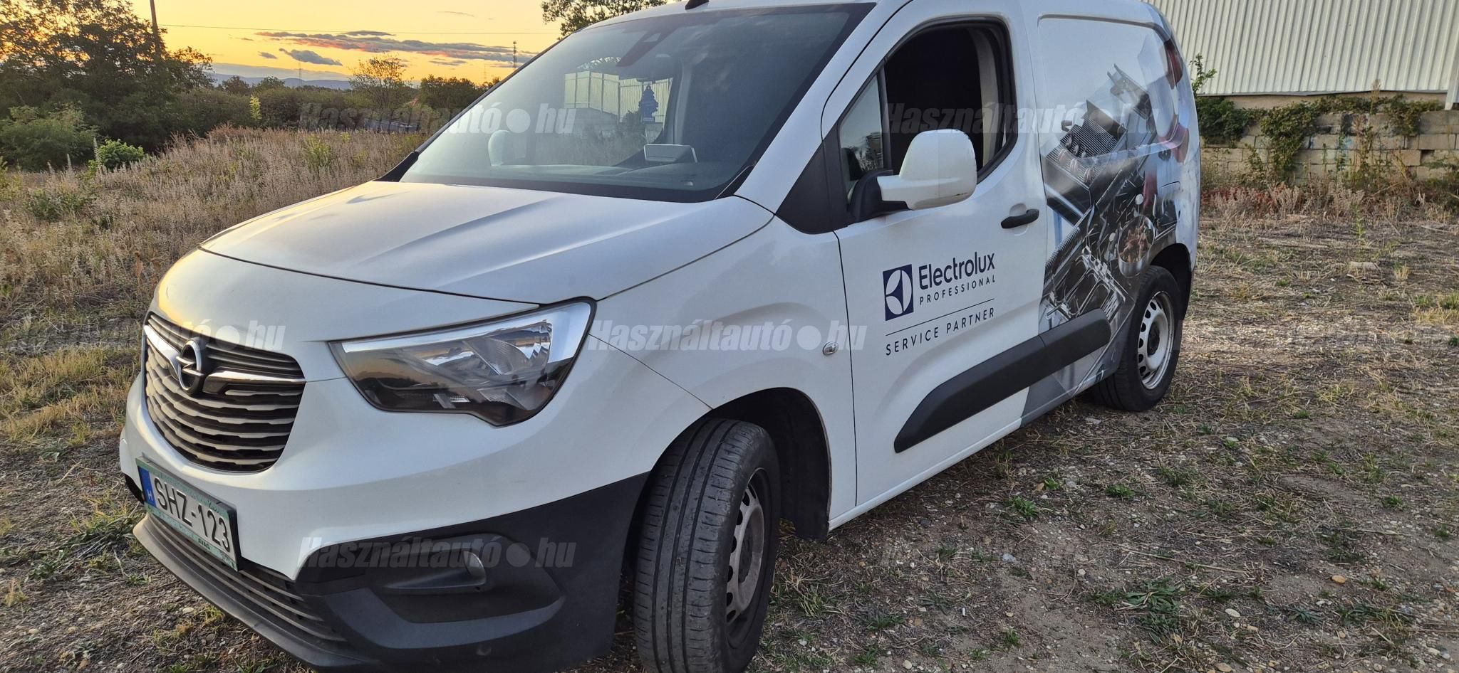 OPEL COMBO 2020/10 - 1