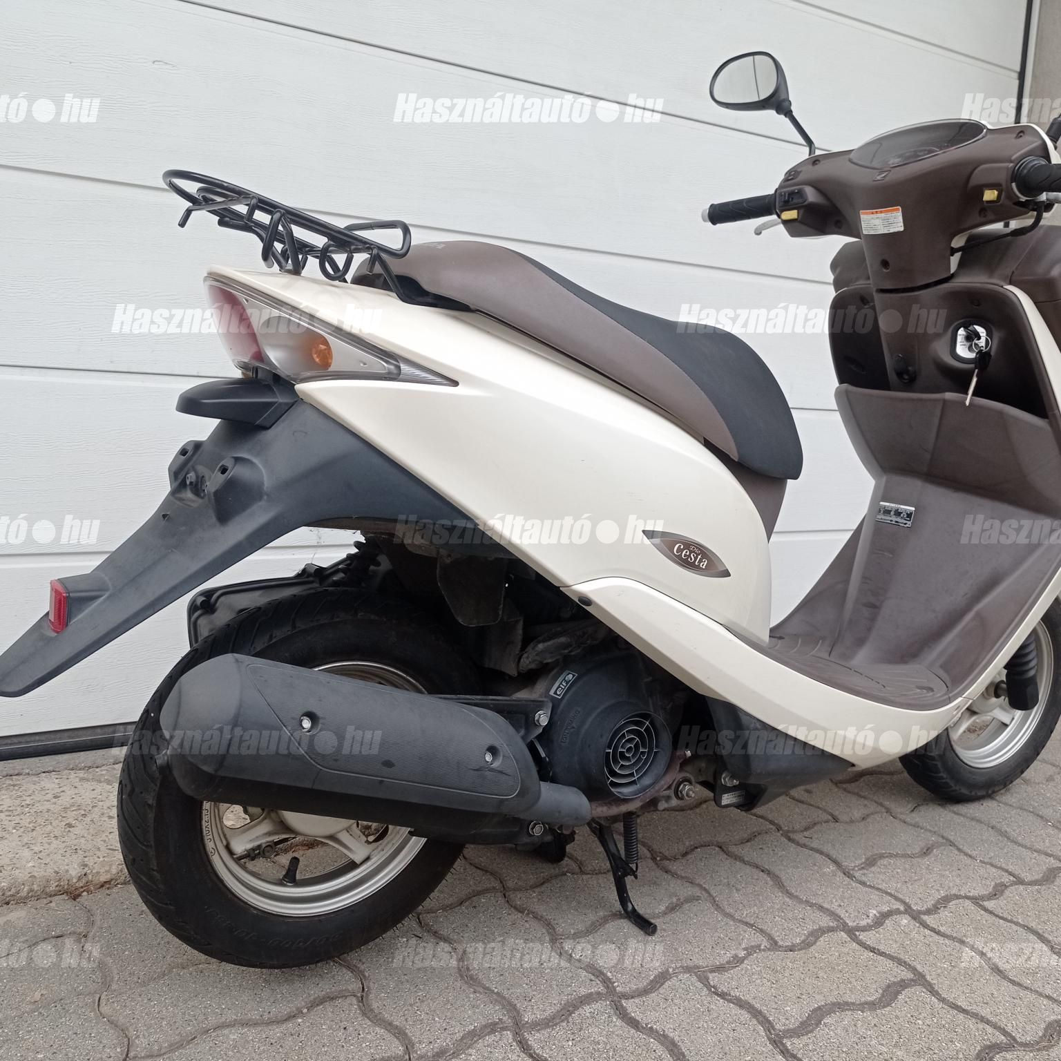 Eladó HONDA DIO 49 cm³ (2012) Motorkerékpár | Használtautó.hu