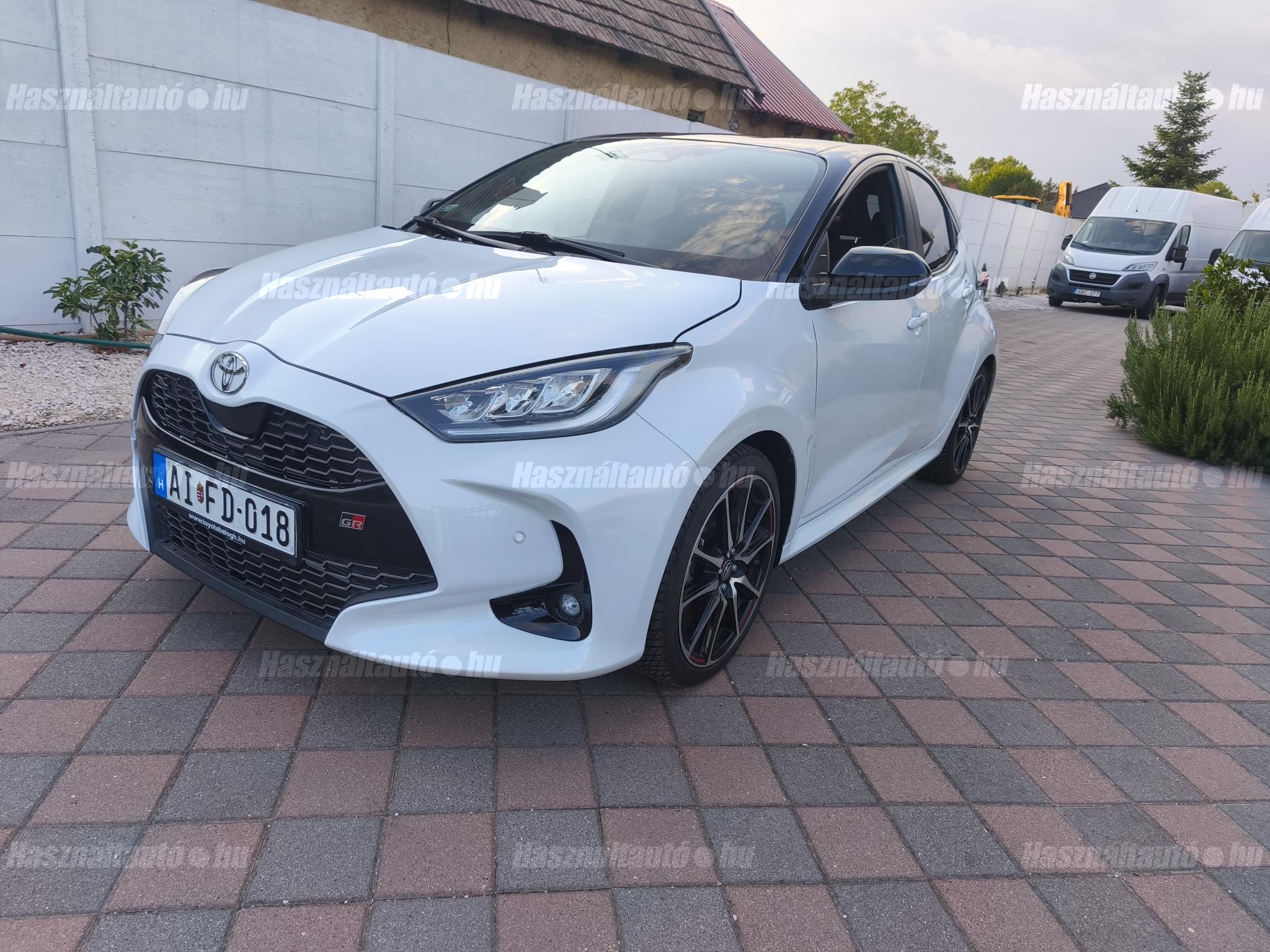 TOYOTA YARIS 2024/9 - 1