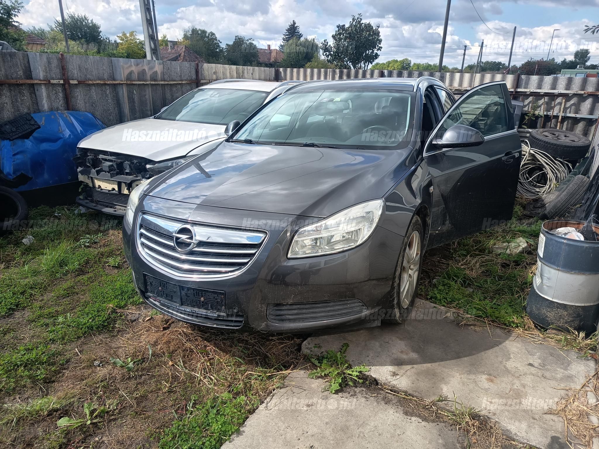 OPEL INSIGNIA 2011/6 - 1